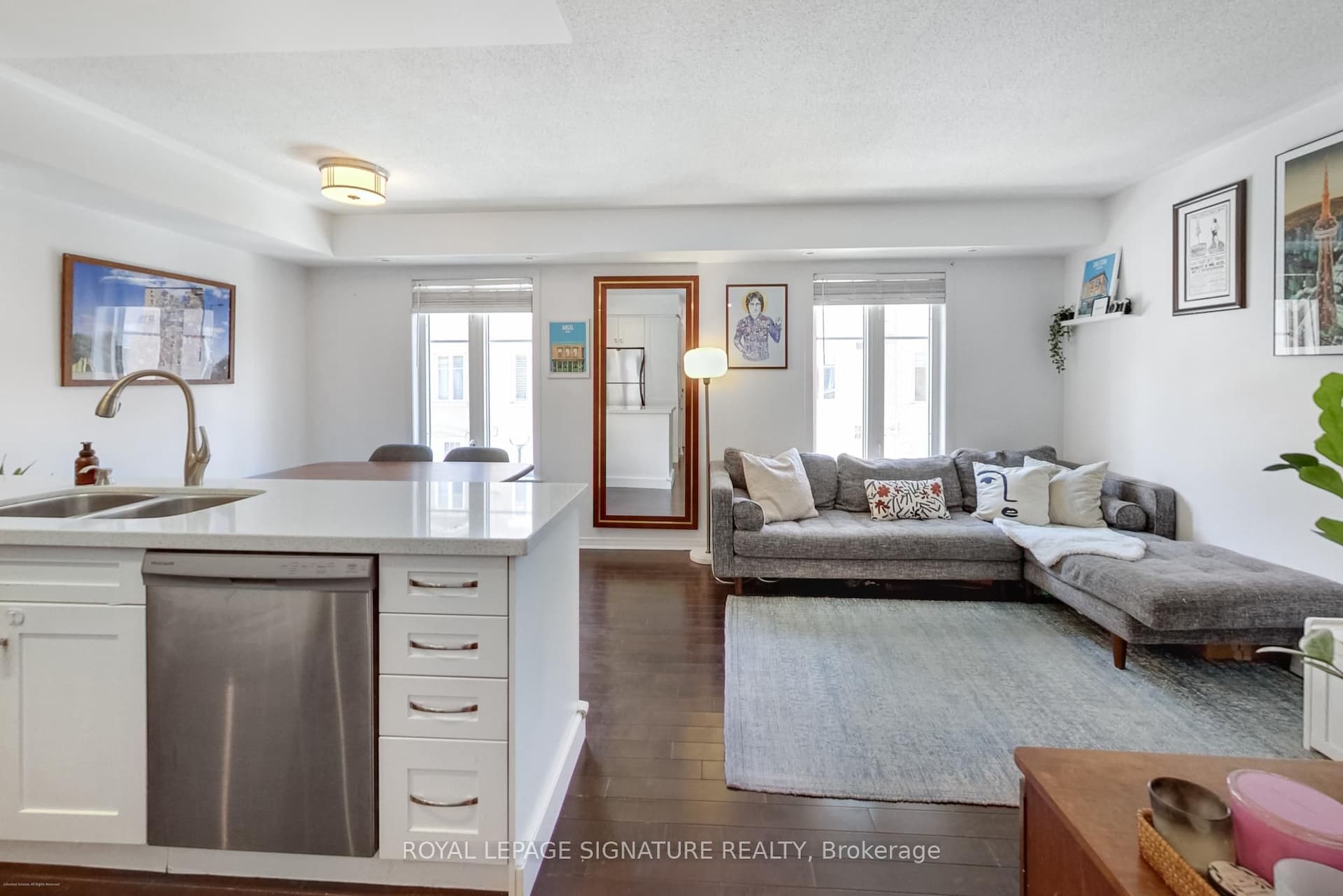 46 Western Battery Road 838 #838 — photo 1