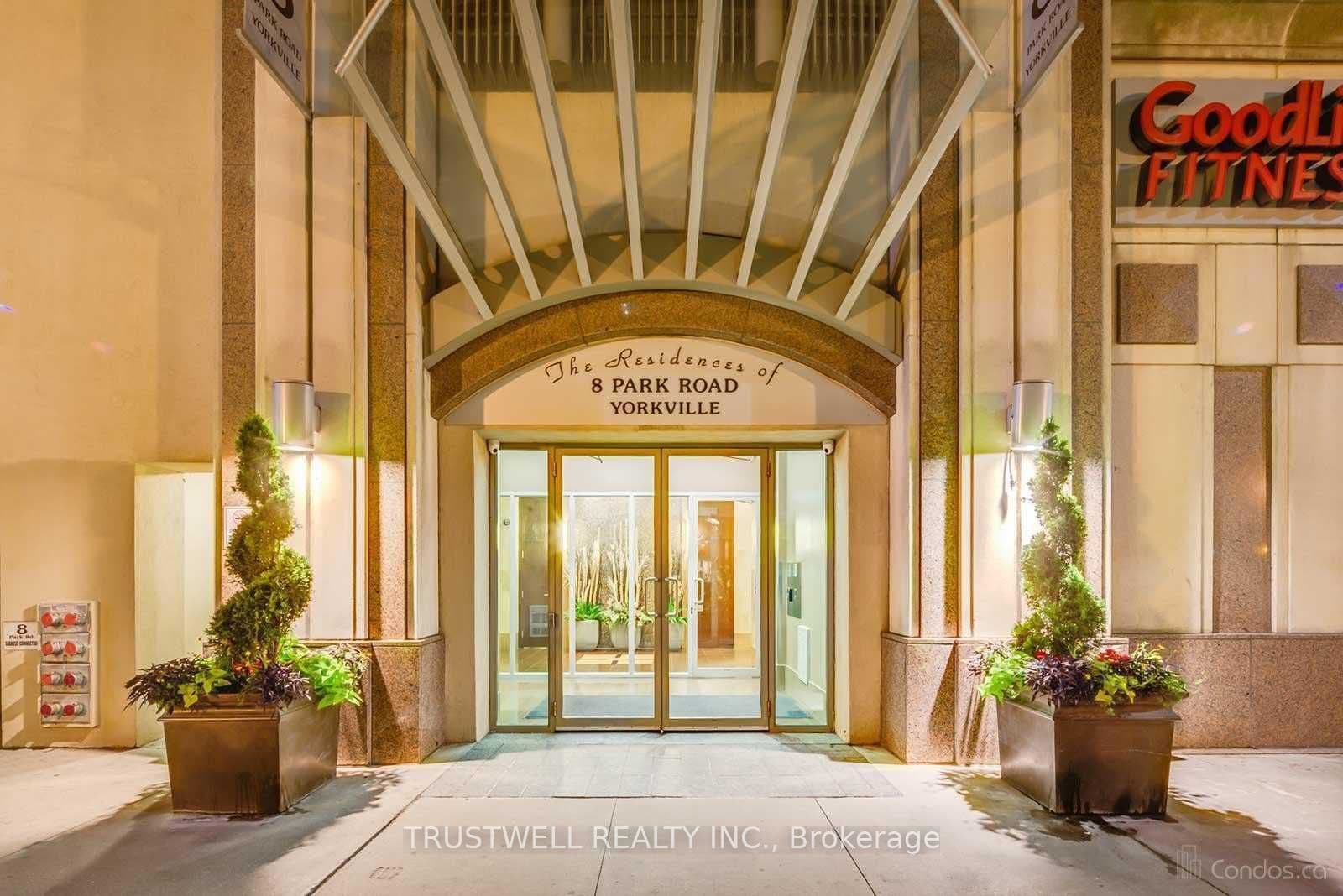 8 Park Road 1905 #1905 — photo 1