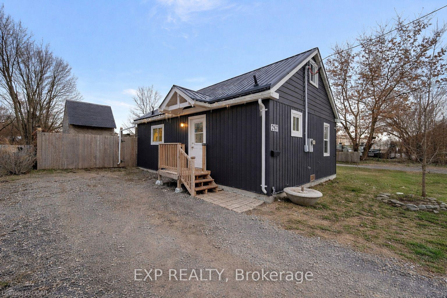 267 STATION Street — photo 1