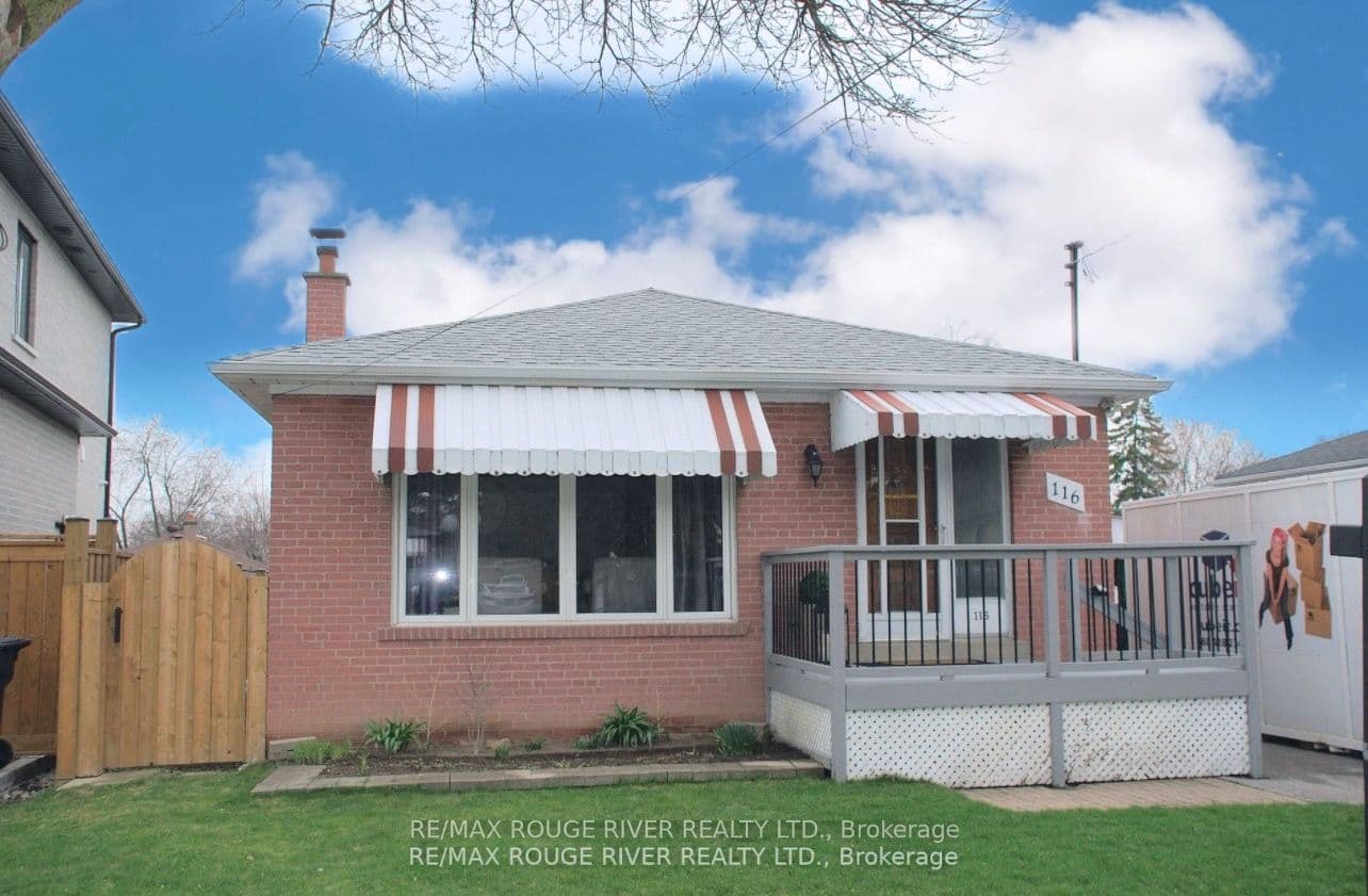 116 Lord Roberts Drive — photo 1