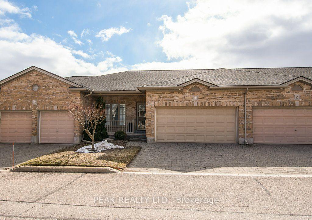 900 Doon Village Road 3 #3 — photo 1