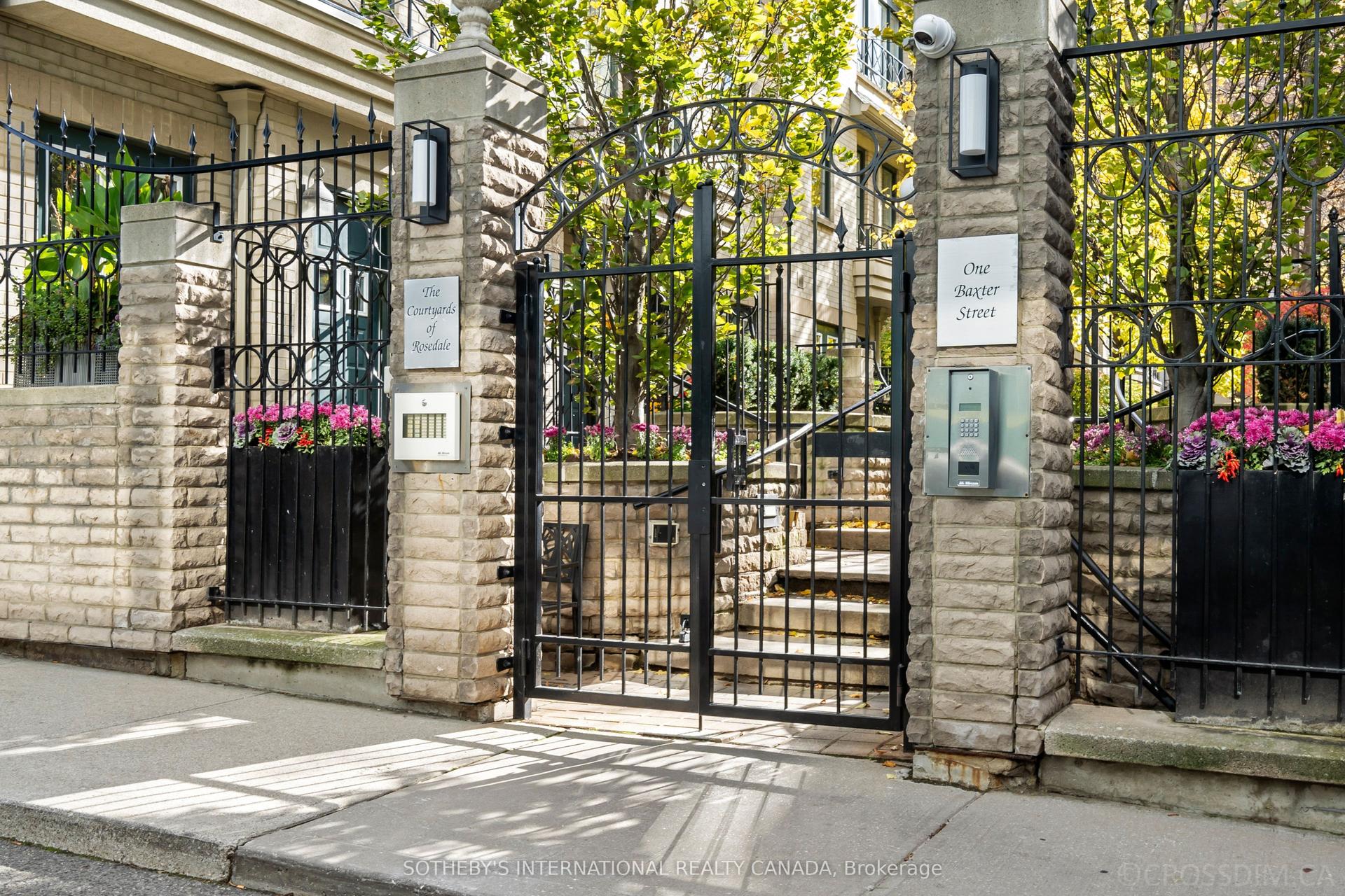 1 Baxter Street 2 #2 — photo 1