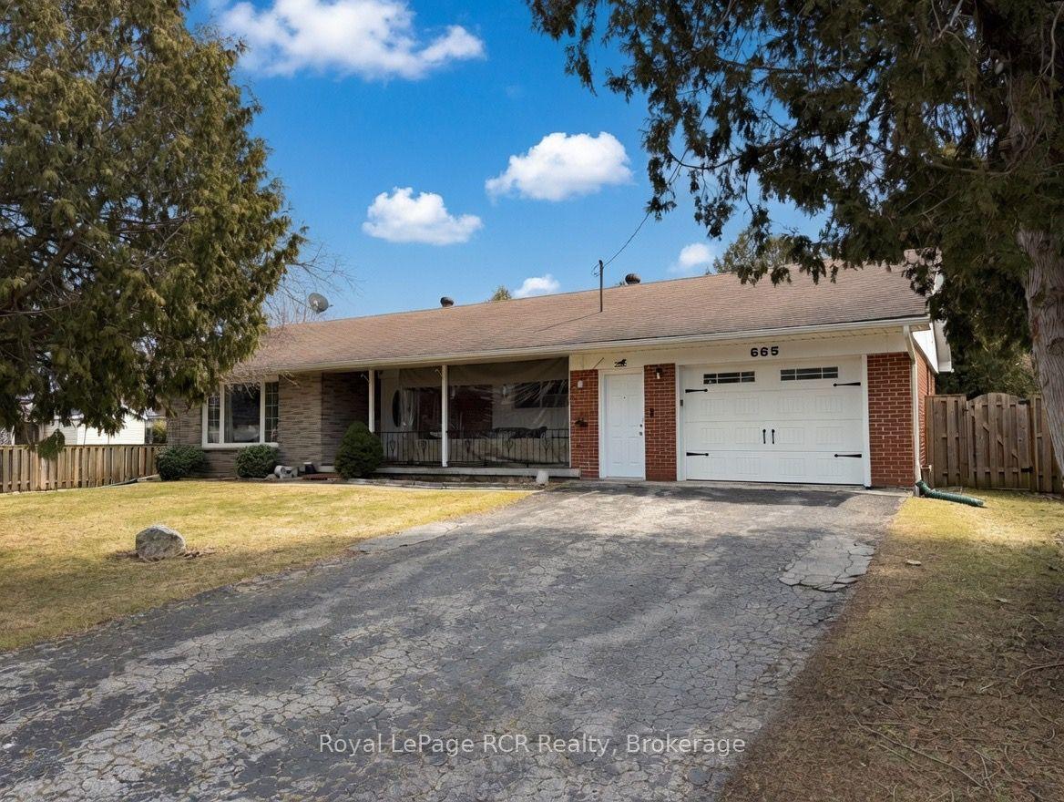 665 17th Street E — photo 1