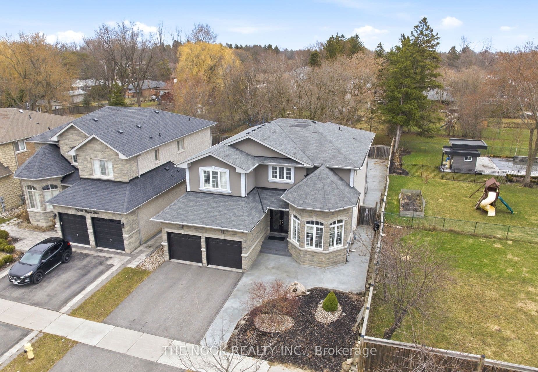 21 St Magnus Drive — photo 1