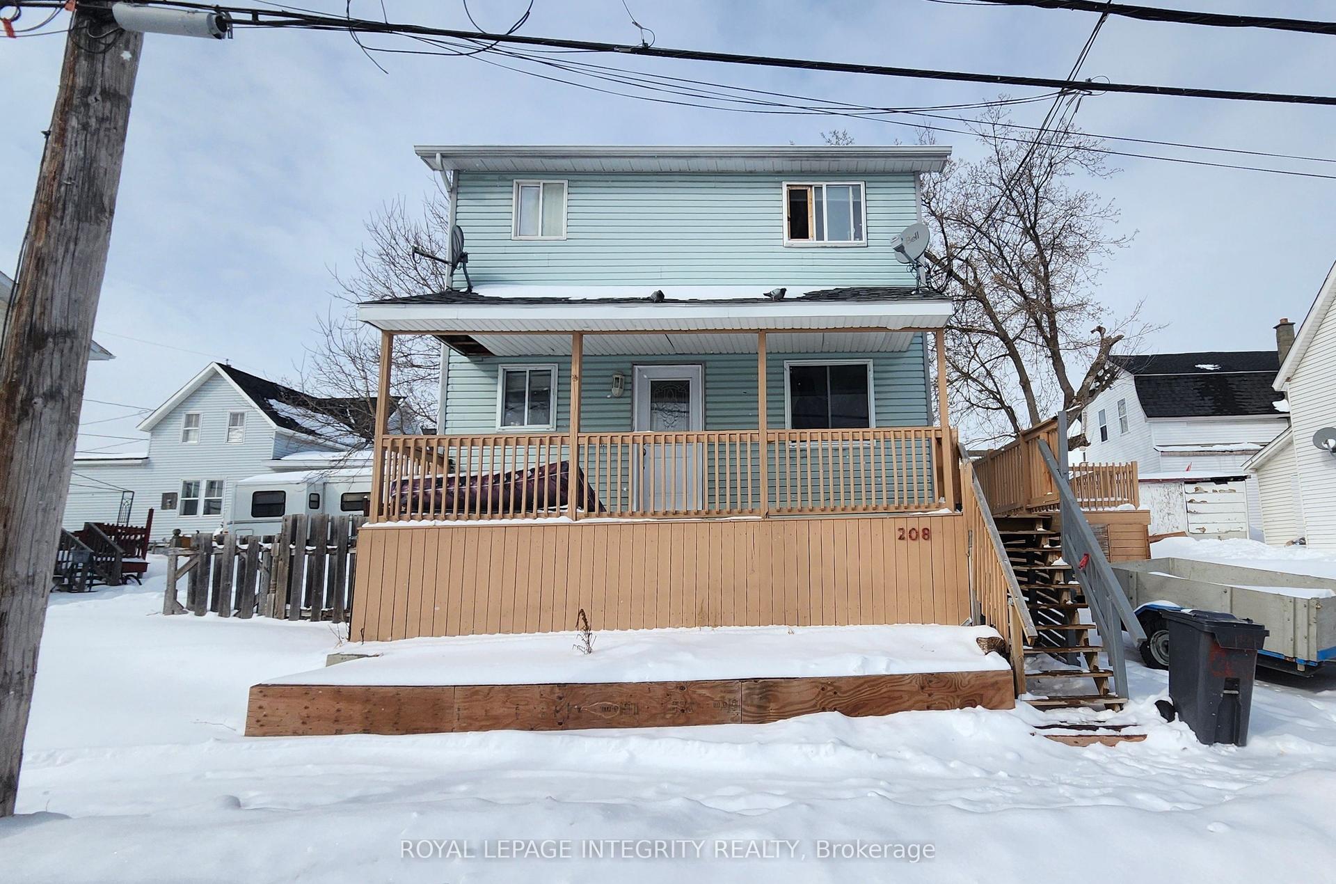 208 Prince Albert Street — photo 1