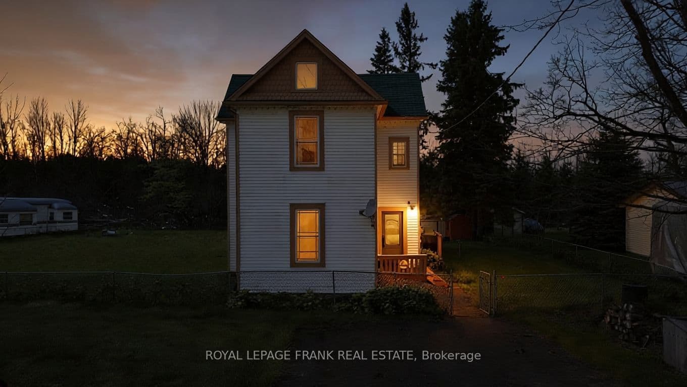 20 Richmond Street W — photo 1