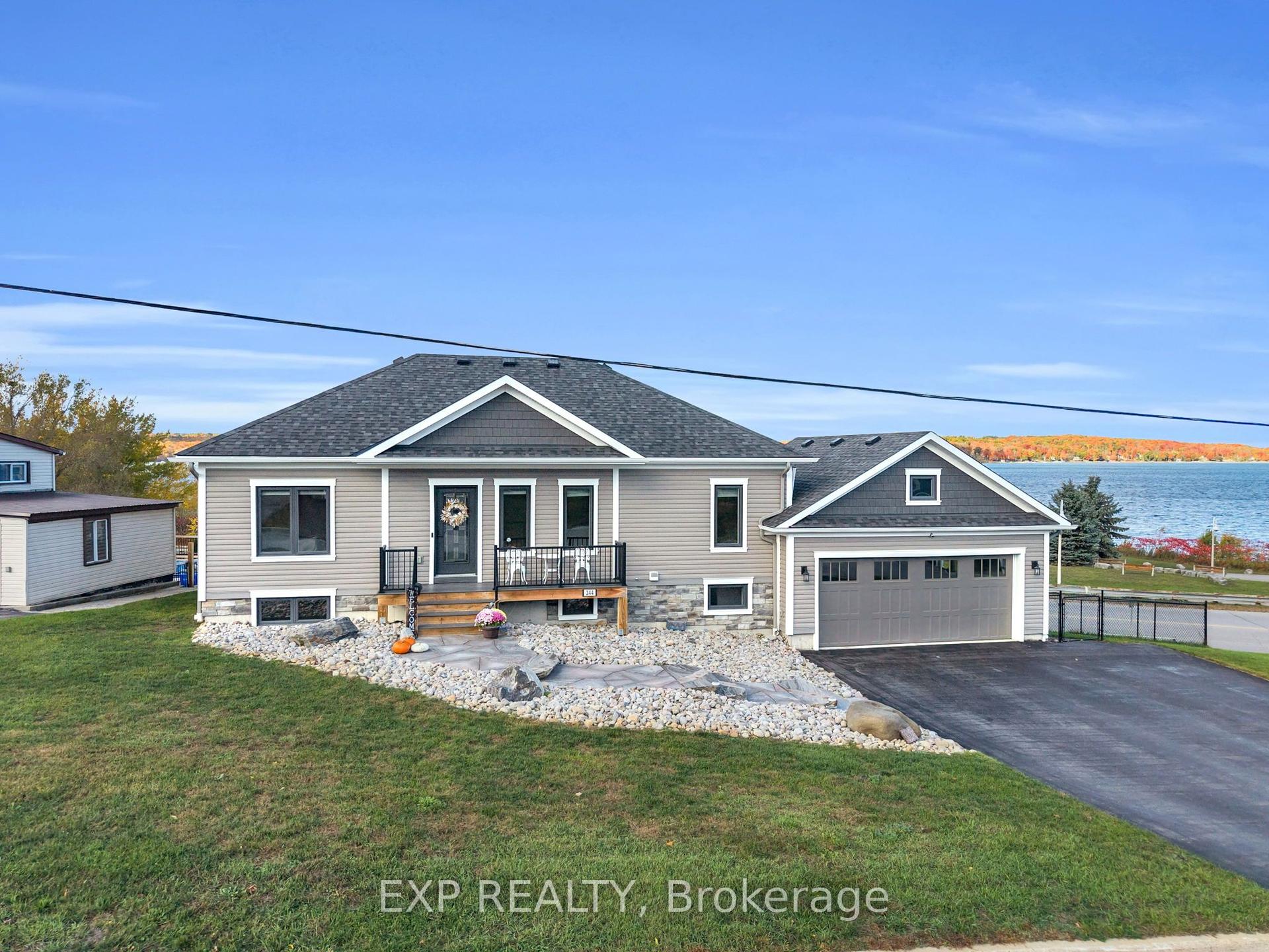 244 Frank Street — photo 1