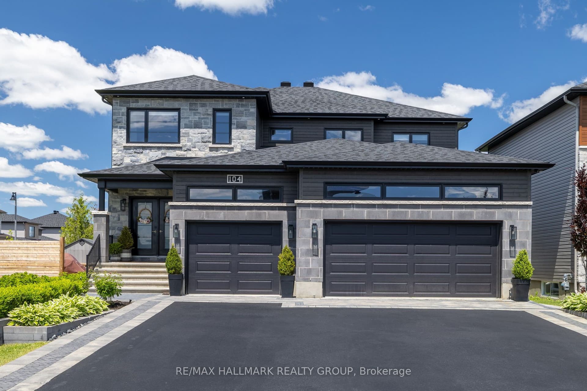 104 Duncanville Street — photo 1