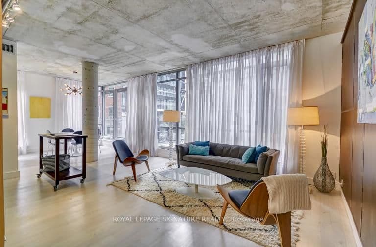 36 Charlotte Street 204 #204 — photo 1