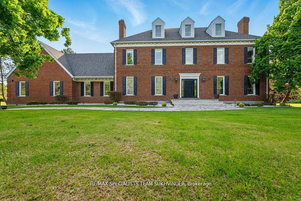 891 Rosehill Road — photo 1