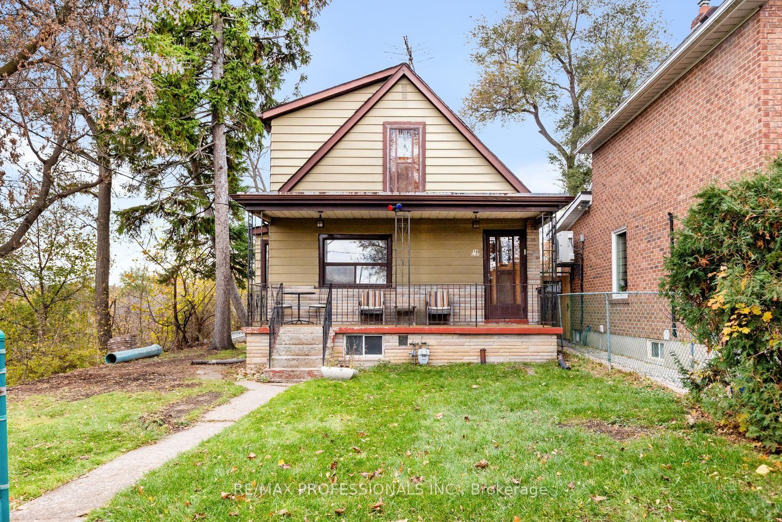 16 Cliff Street — photo 1