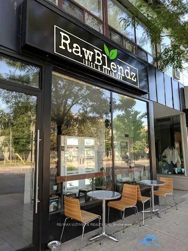 215 Lakeshore Road E — photo 1