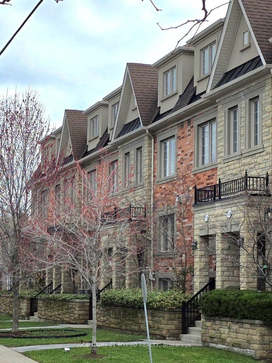 175B Finch Avenue E — photo 1