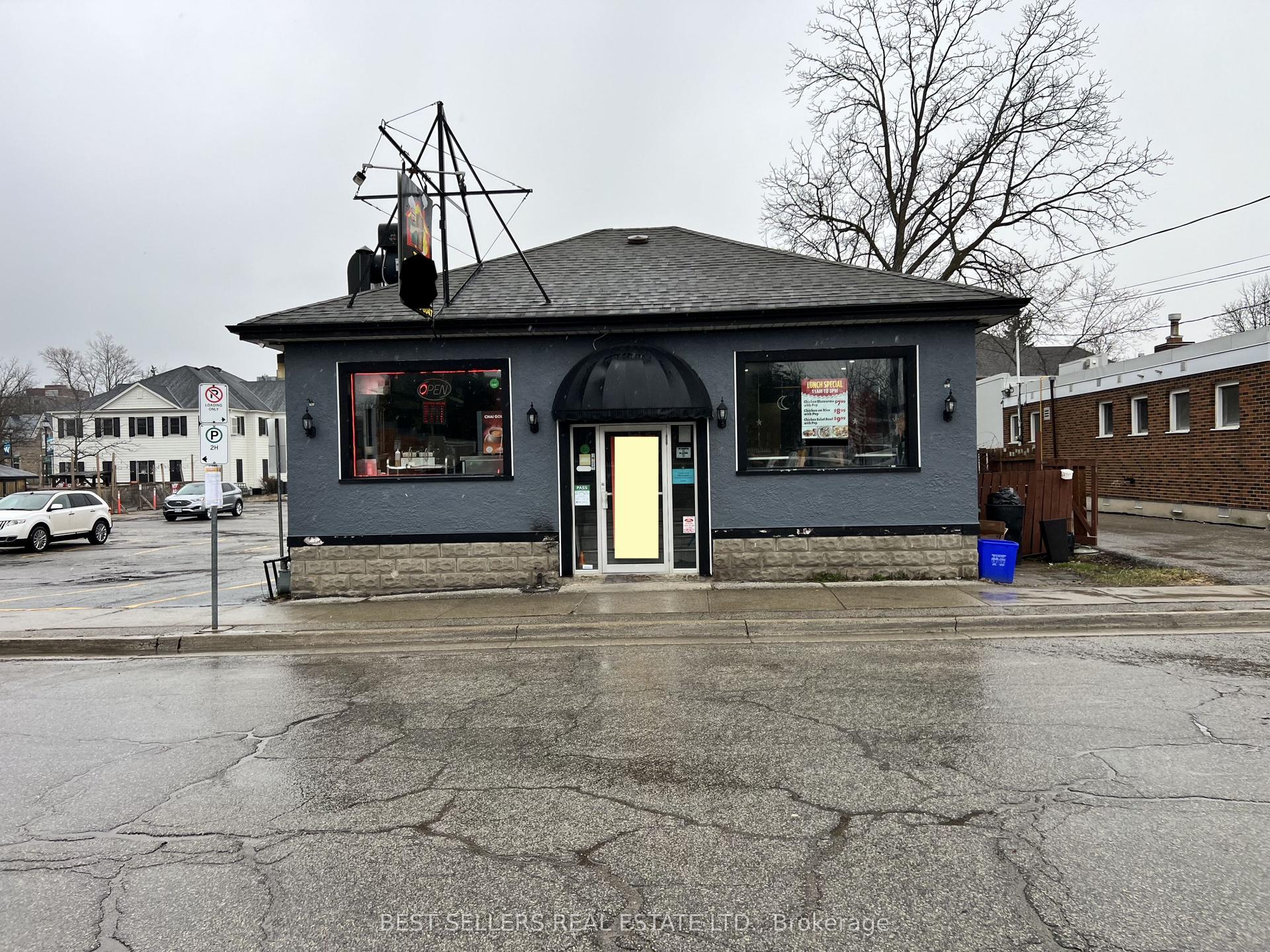 9 Main Street N — photo 1