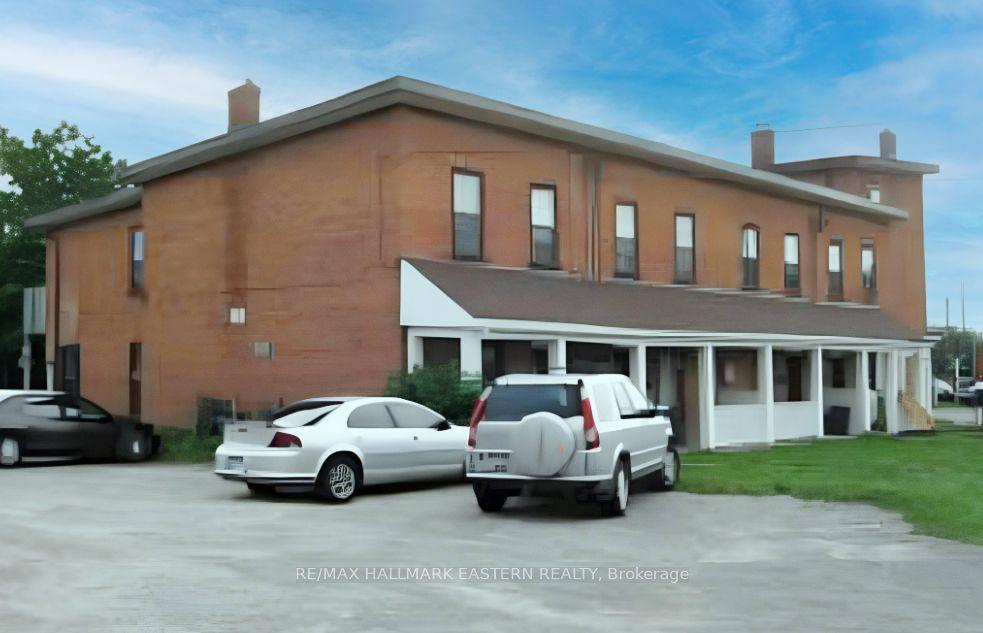 122 Park Street N — photo 1