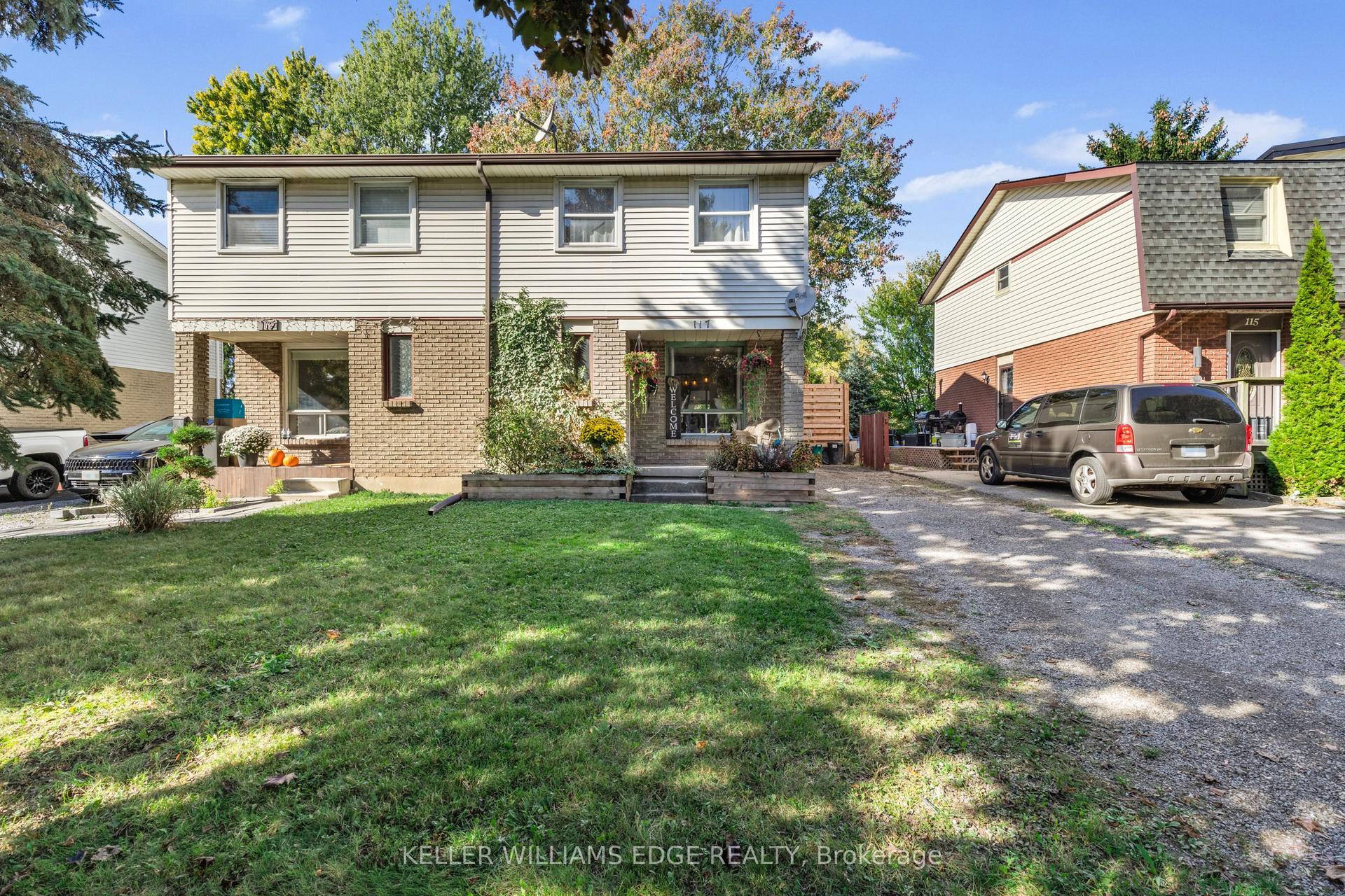 117 Graystone Crescent — photo 1