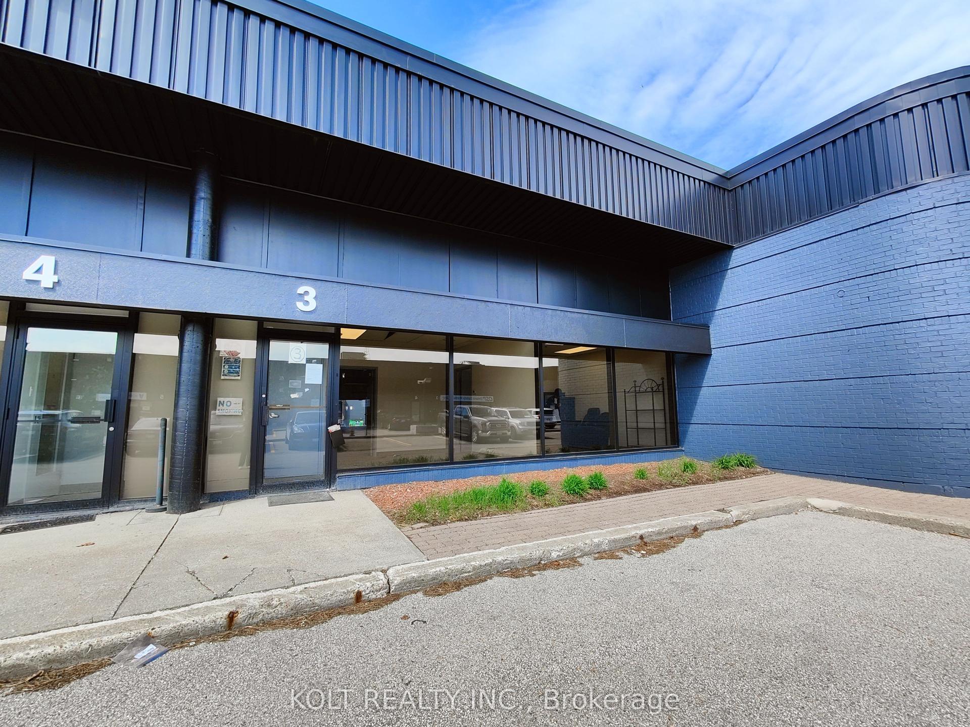 445 Milner Avenue 3 #3 — photo 1