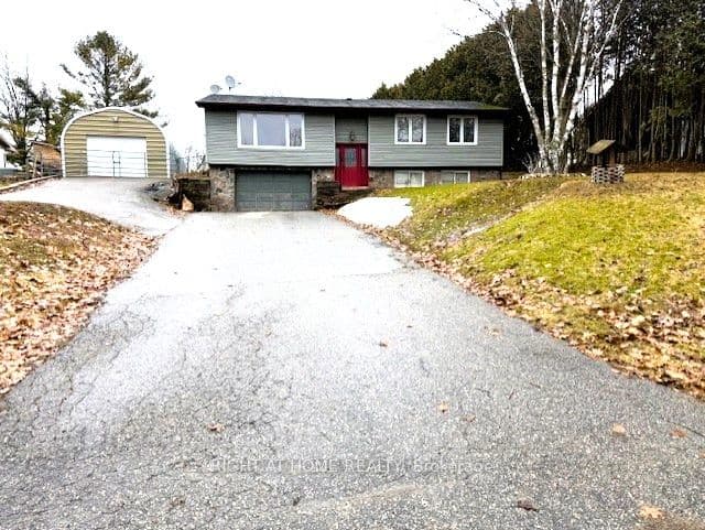 37 Pettet Drive — photo 1