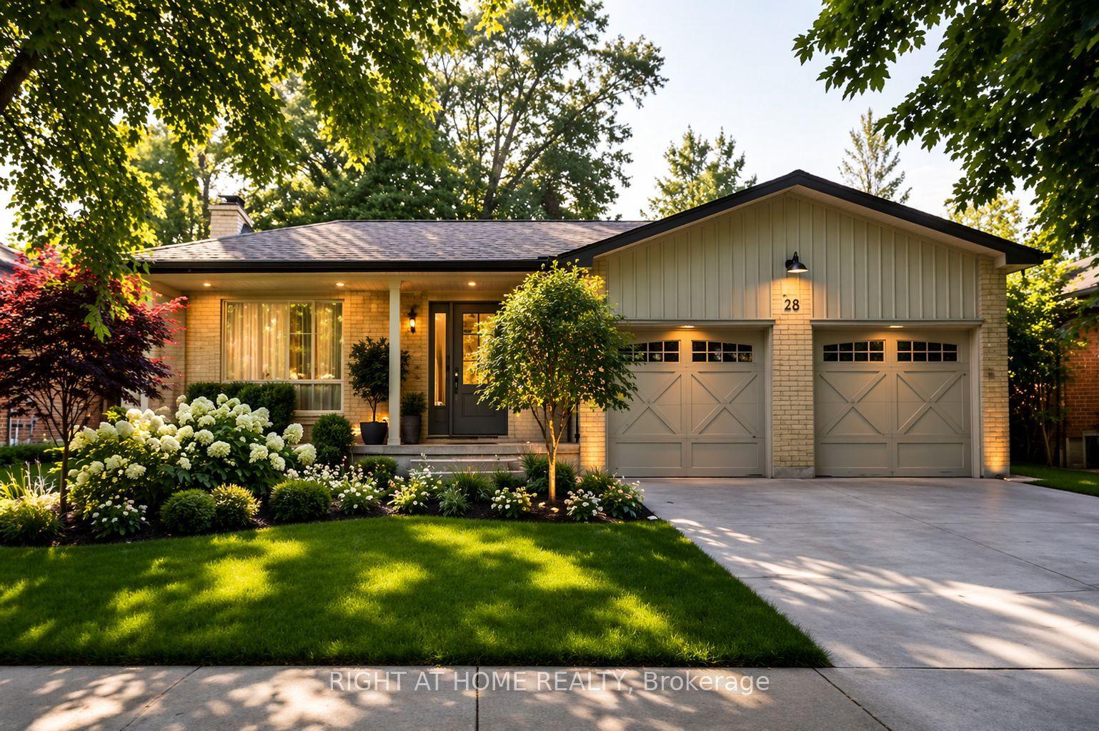 15 Foursome Crescent — photo 1