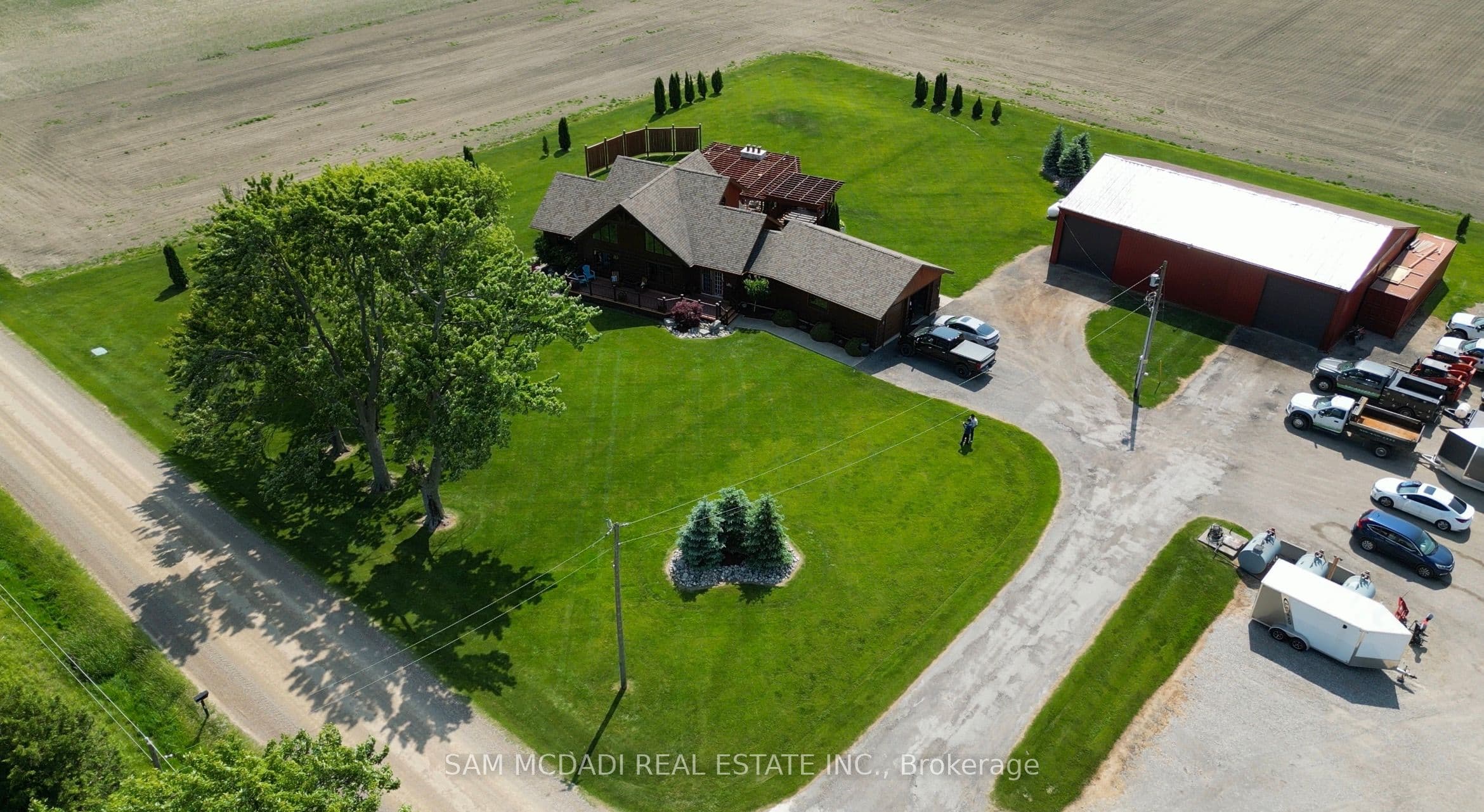 8529 Kinnaird Road — photo 1