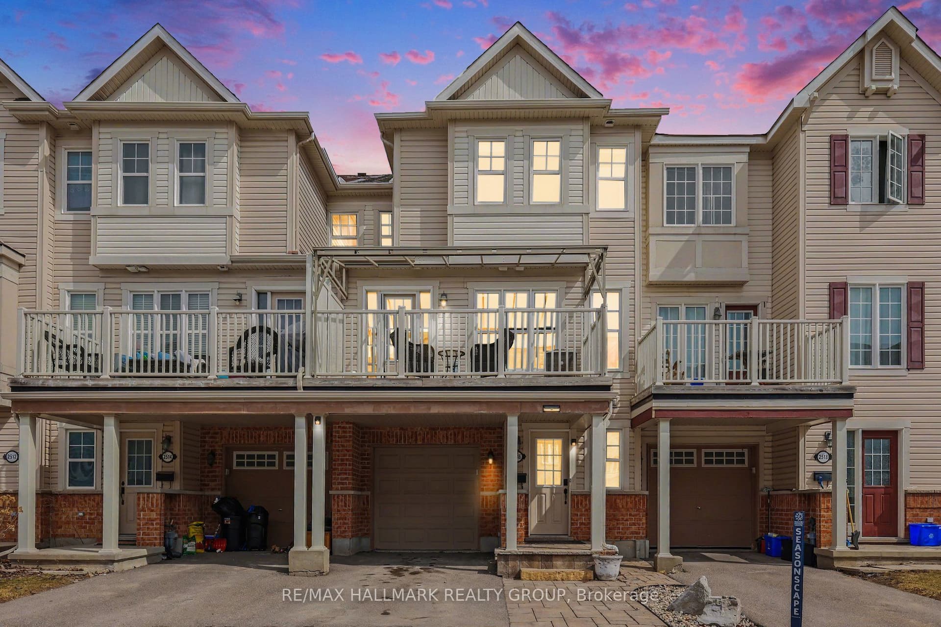 2516 Nutgrove Avenue — photo 1