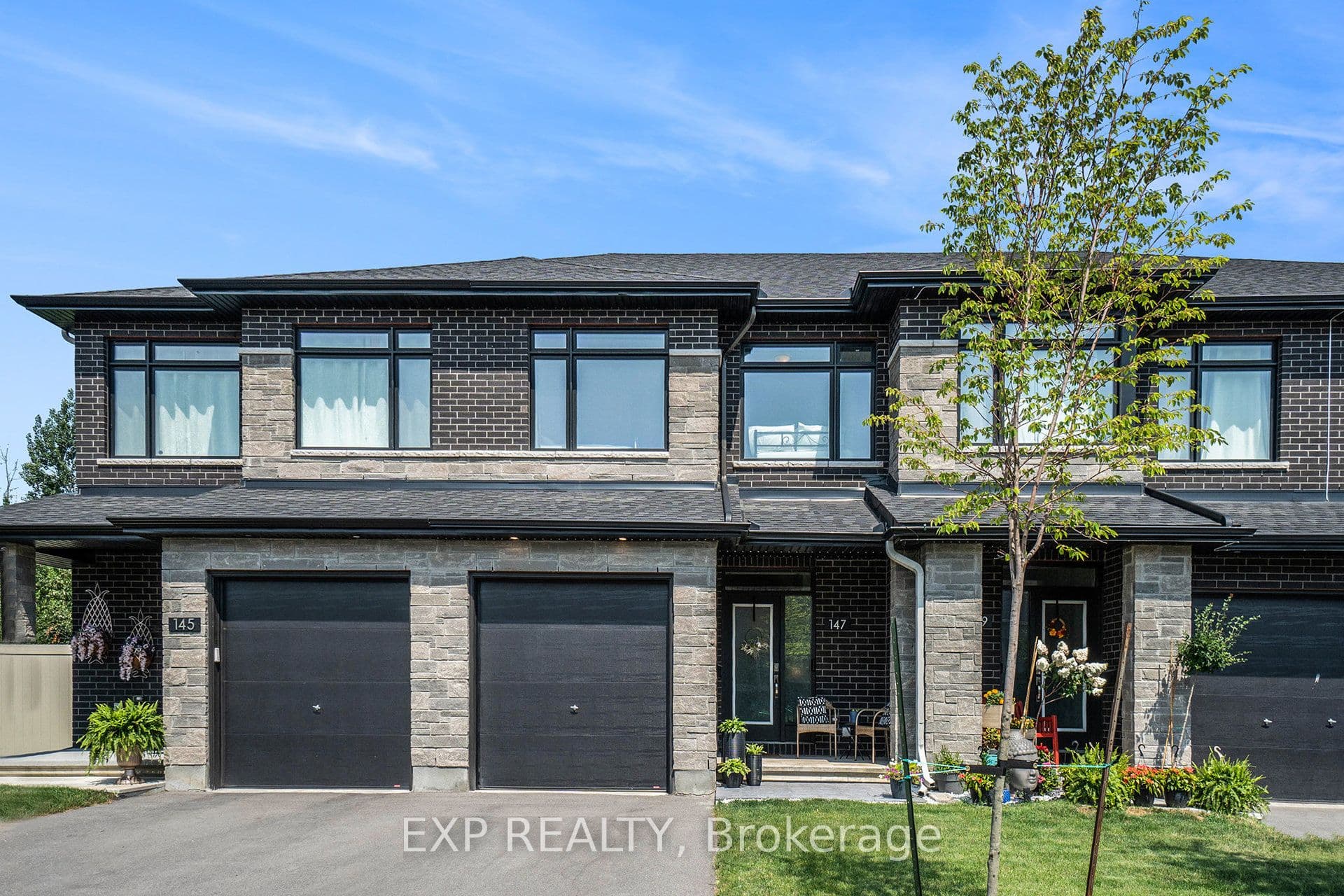 147 Wabikon Crescent — photo 1