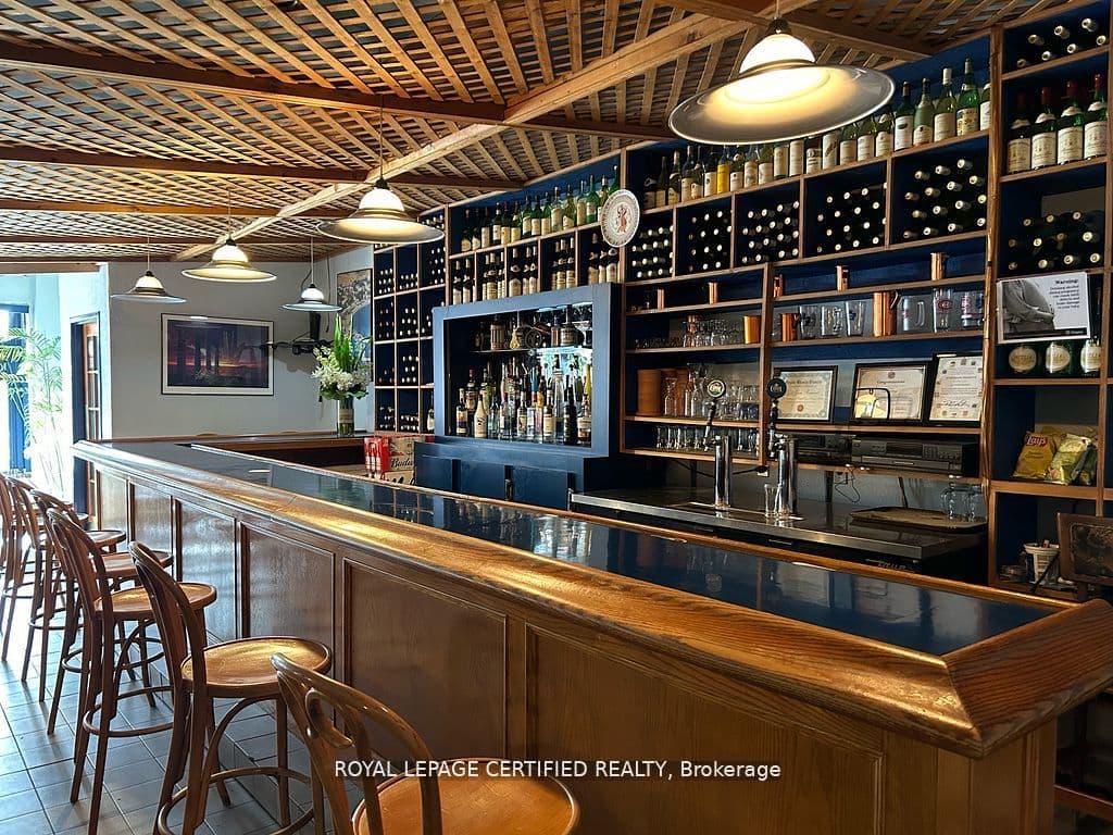 459 St Paul Street — photo 1