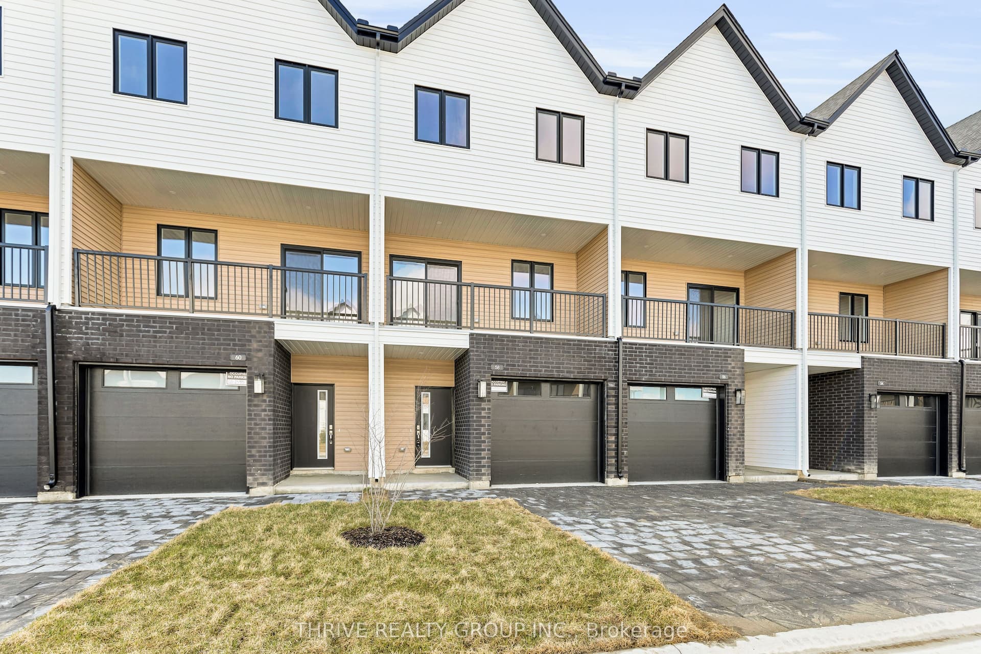 1595 Capri Crescent 76 #76 — photo 1