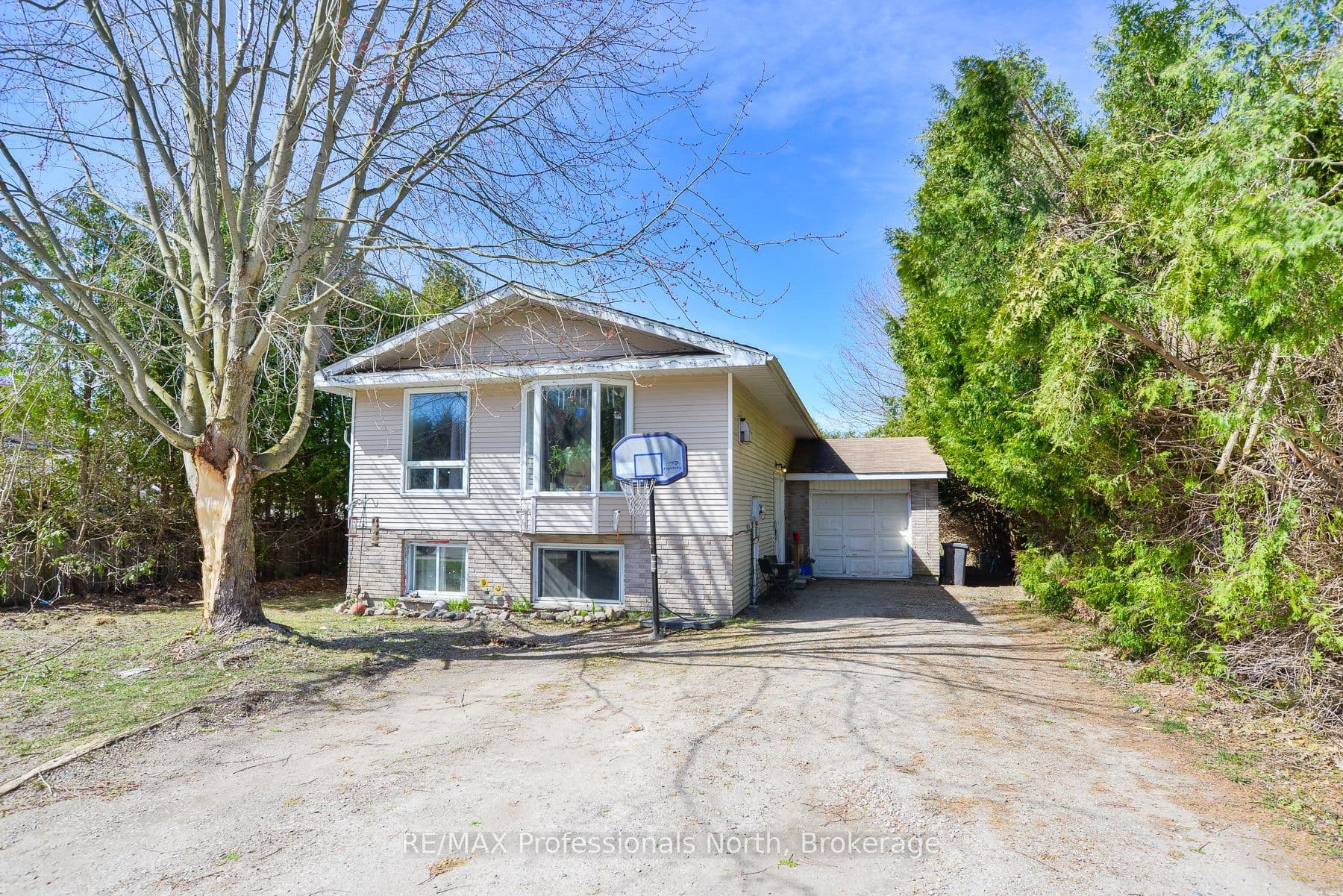 60 Tamarack Trail — photo 1