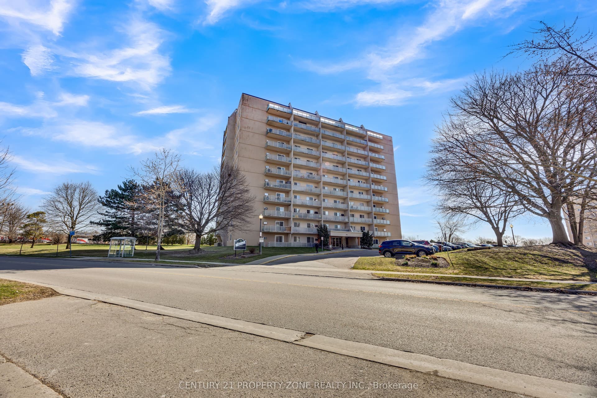 583 Mornington Avenue 610 #610 — photo 1
