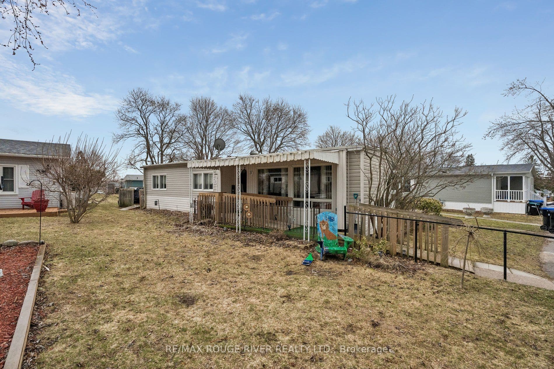 35 Hawthorne Drive — photo 1