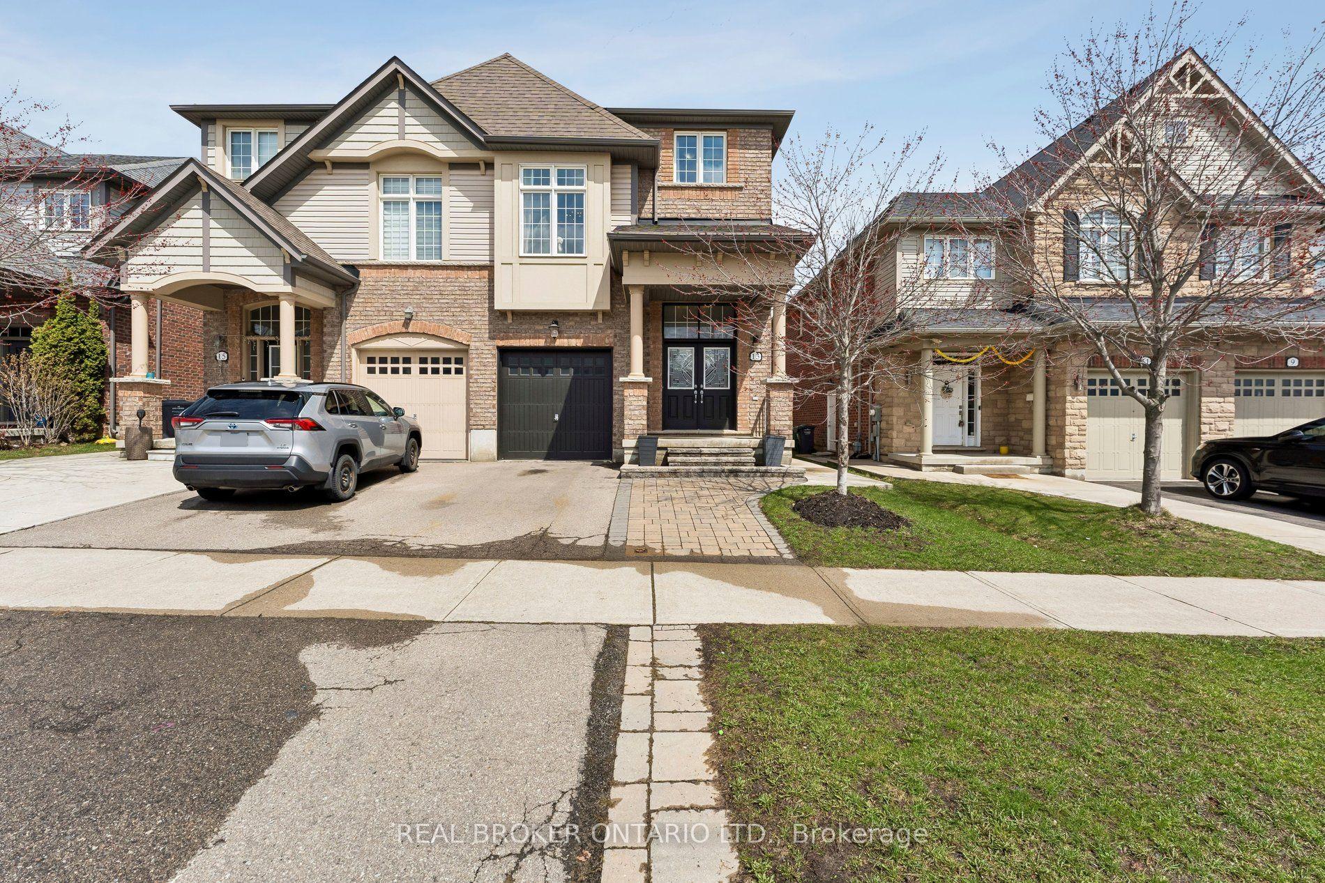 13 Icefall Road W — photo 1