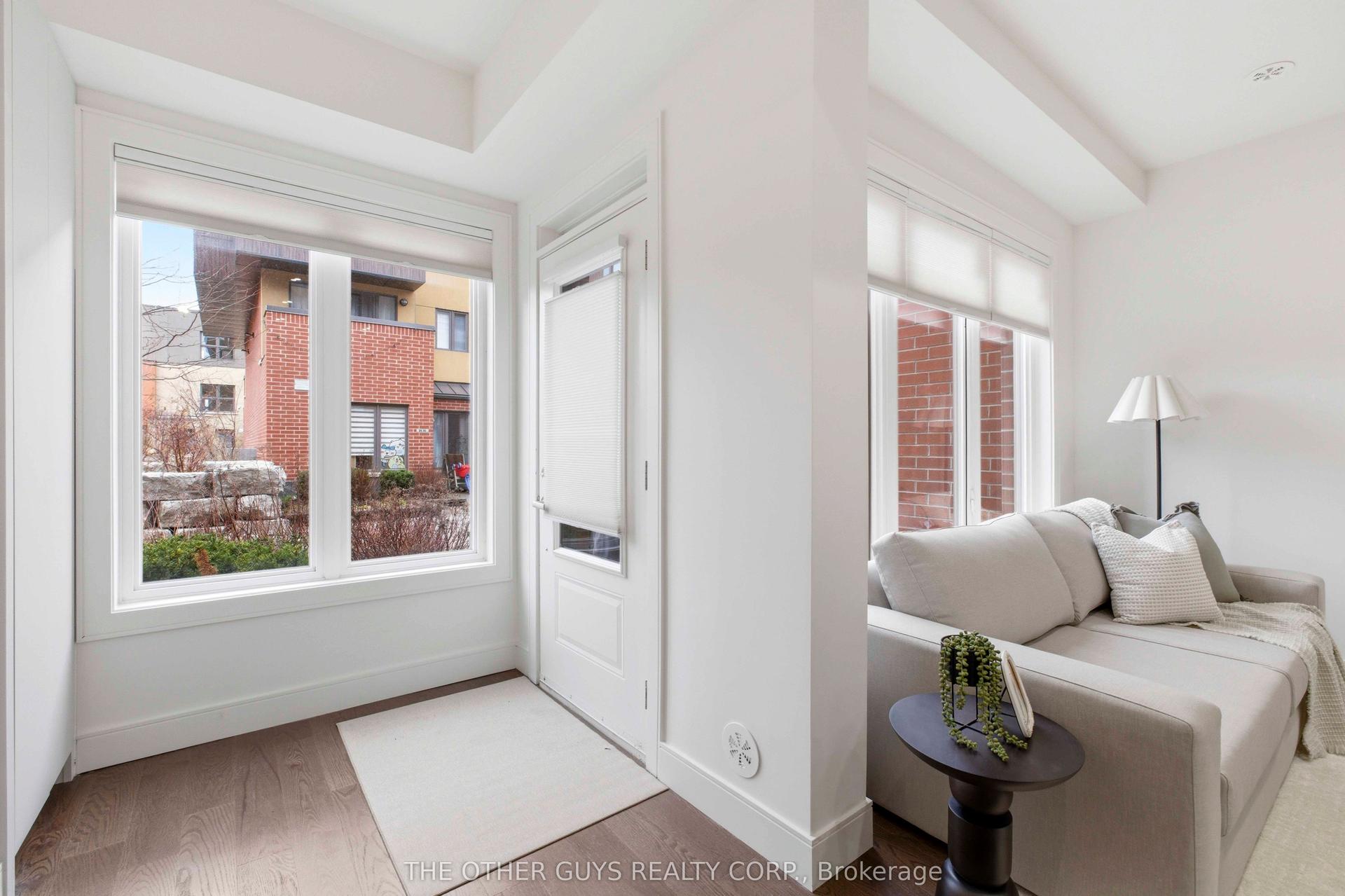 9R Clintwood Gate 18 #18 — photo 1