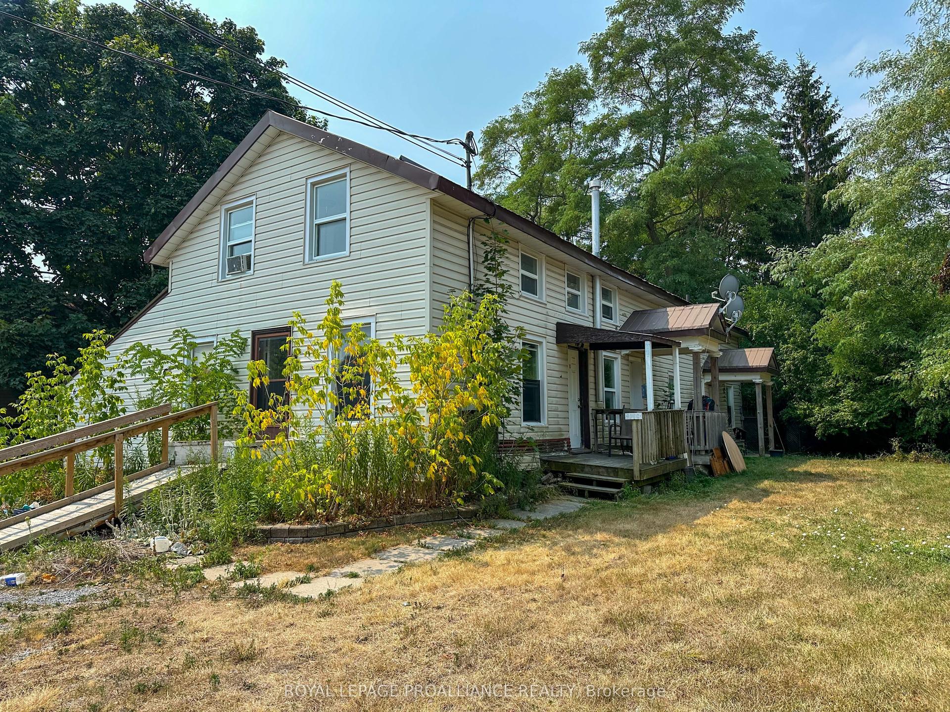 168 Yeomans Street — photo 1