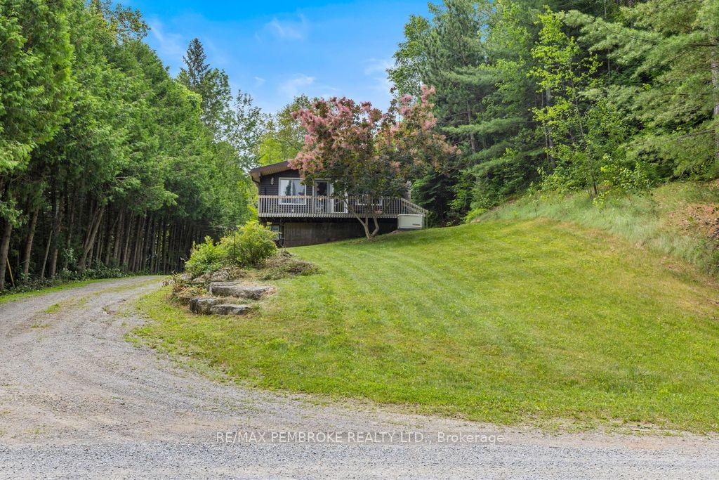 194 Klondike Road — photo 1