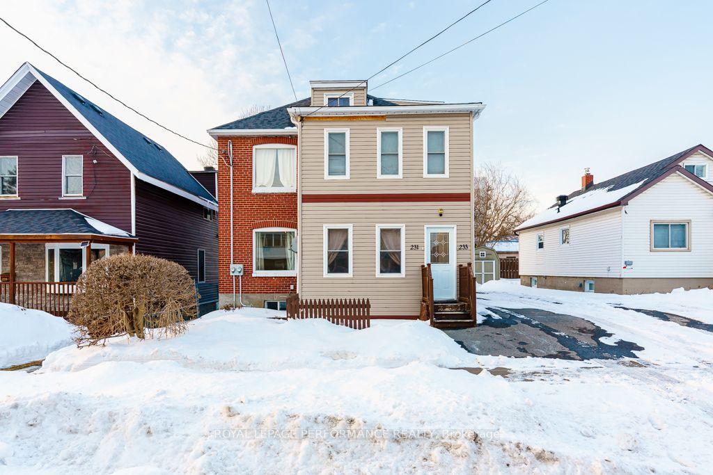 231-233 Fifth Street E — photo 1