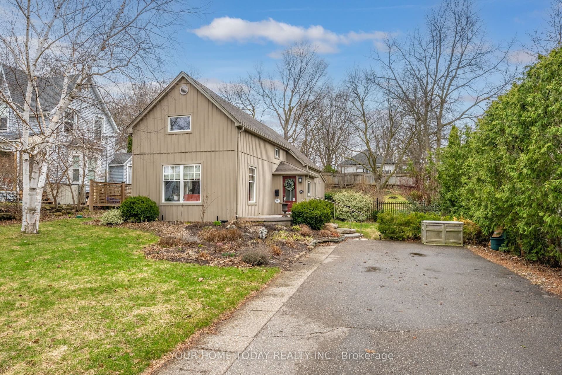 36 Queen Street — photo 1