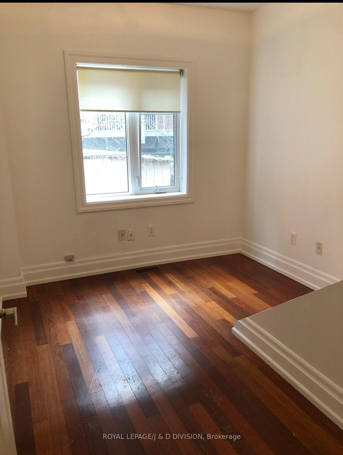 31 Ranleigh Avenue Main #Main — photo 1