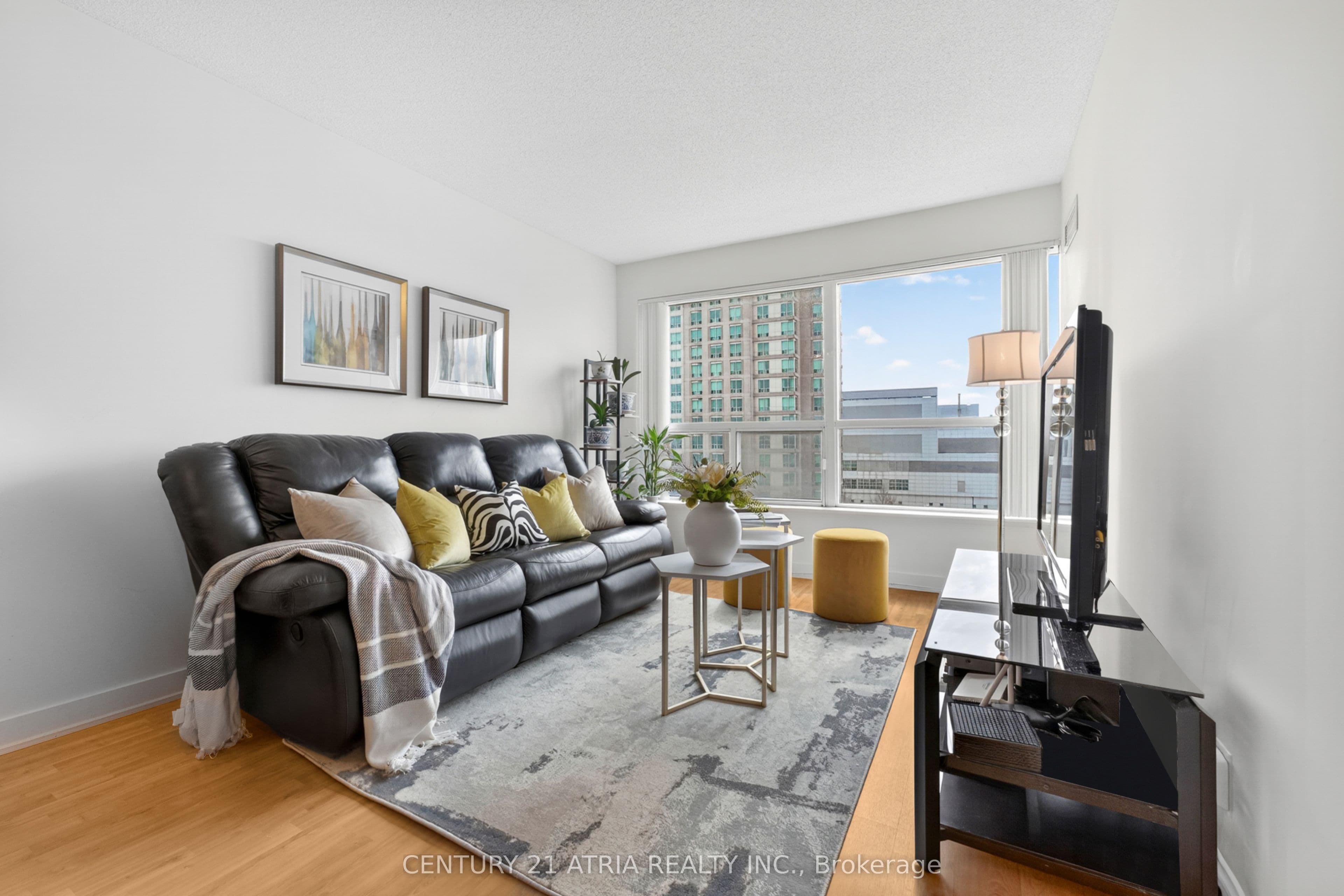 38 Lee Centre Drive 908 #908 — photo 1