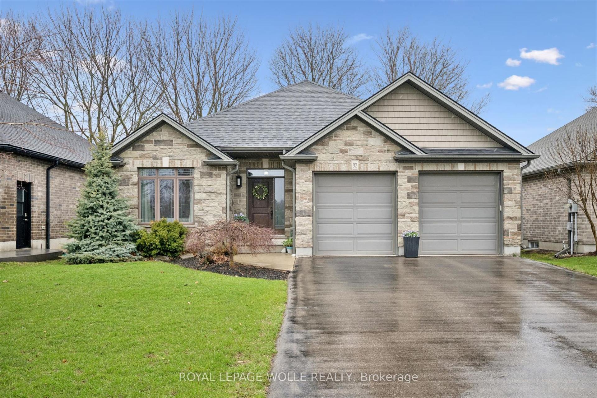 92 Jacob Street W — photo 1