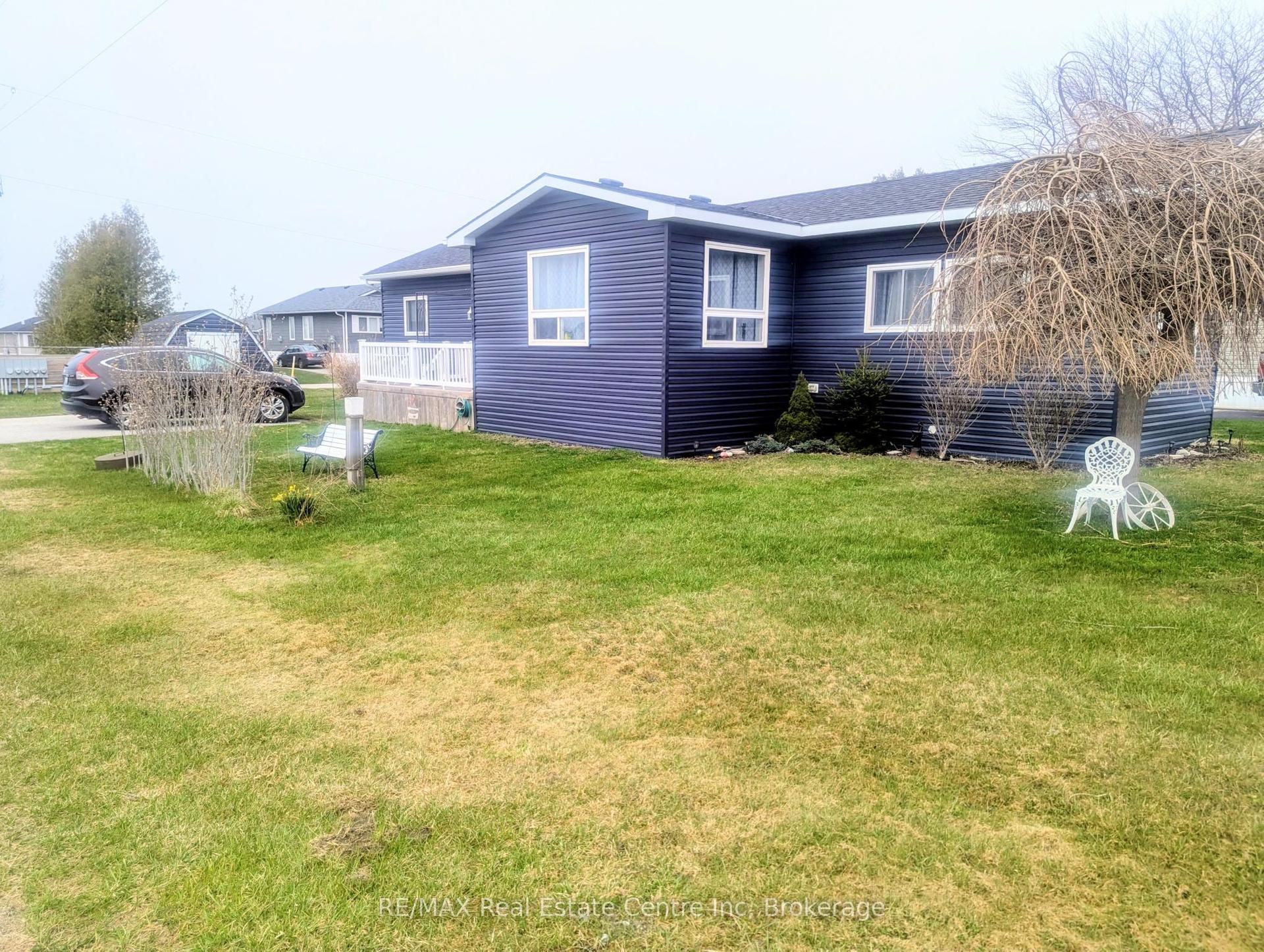 27 Cranberry Drive N — photo 1