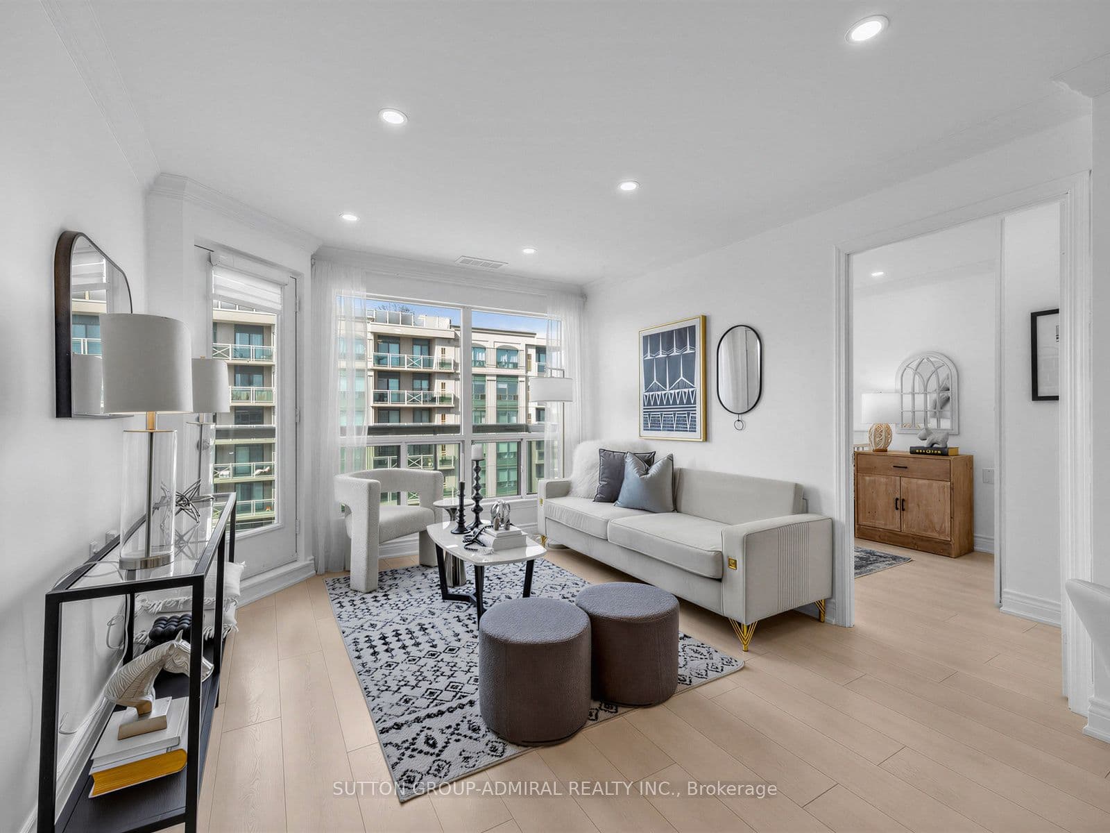 935 Sheppard Avenue W 712 #712 — photo 1