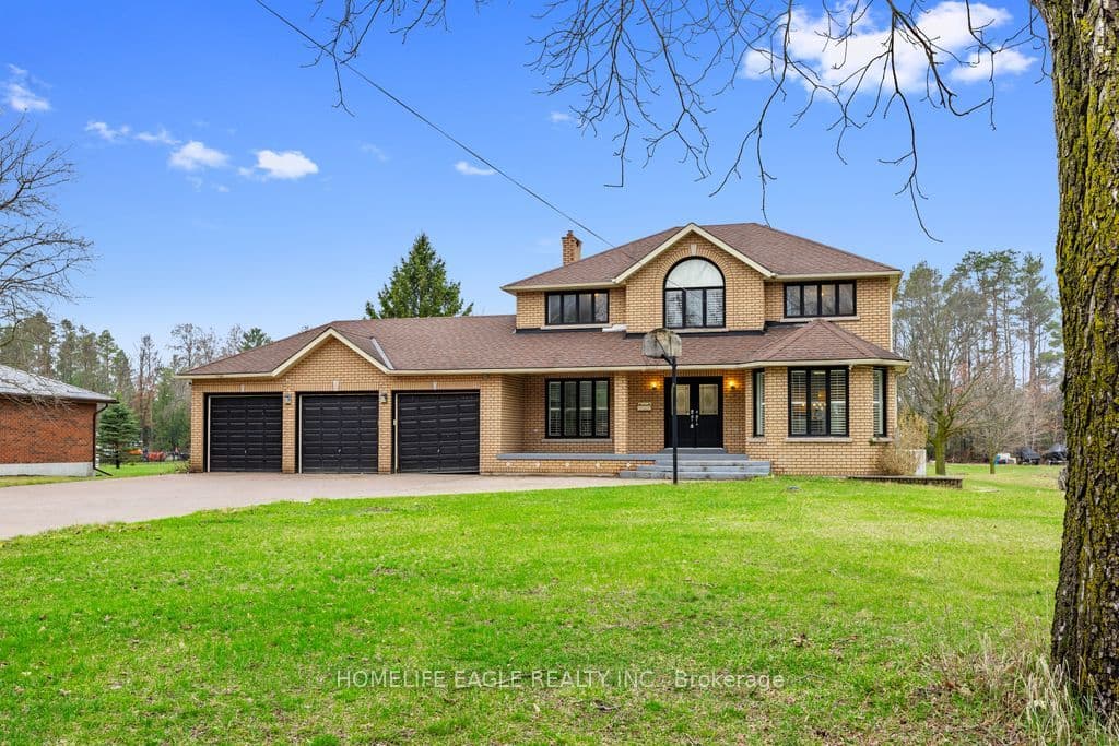 20286 Yonge Street — photo 1