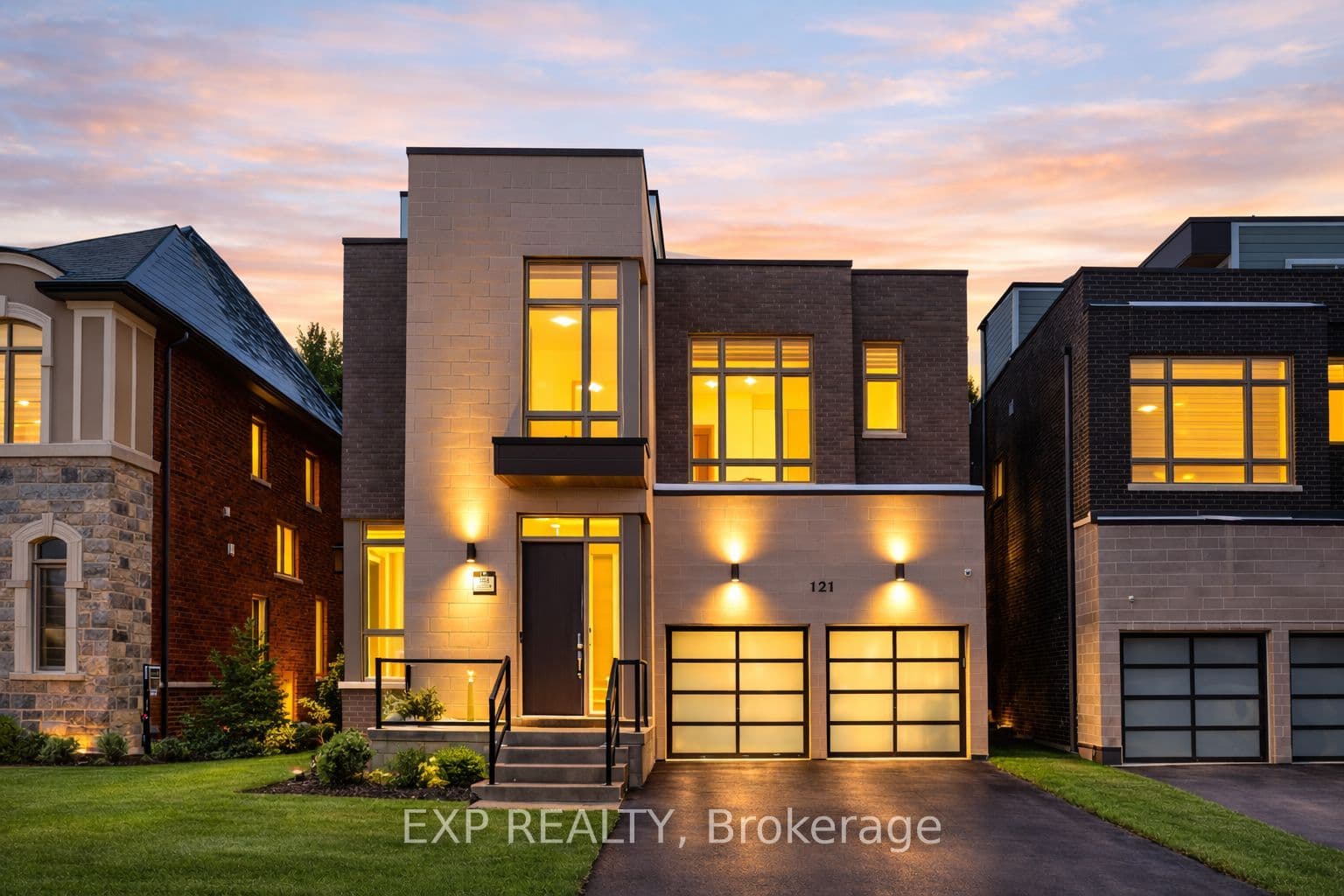 121 Milky Way Drive — photo 1