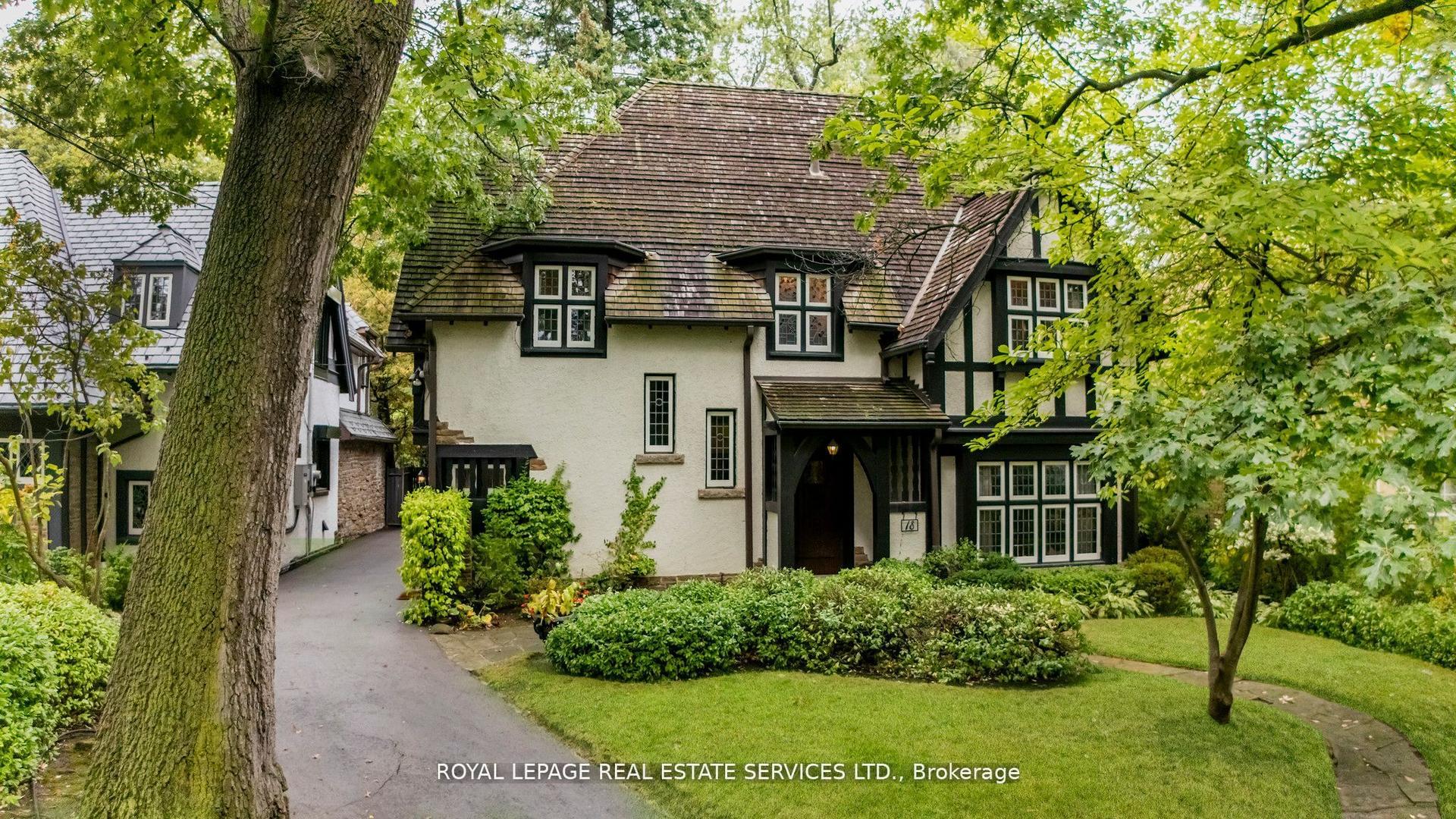 18 Queen Marys Drive — photo 1