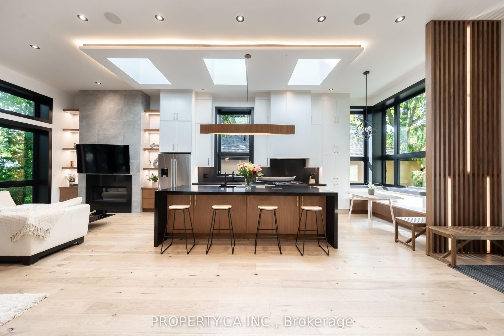 58 Farningham Crescent — photo 1