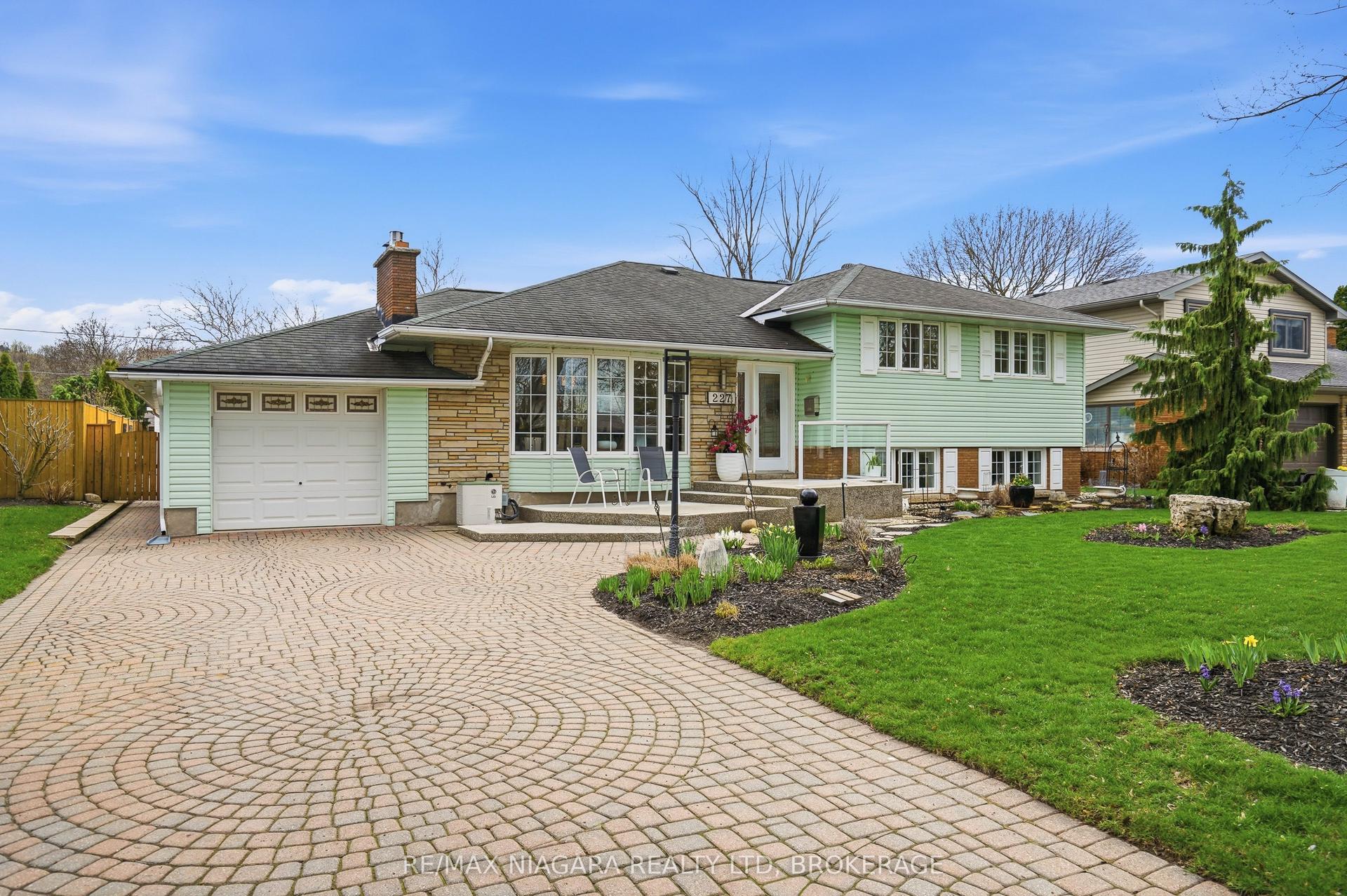 227 Riverview Boulevard — photo 1