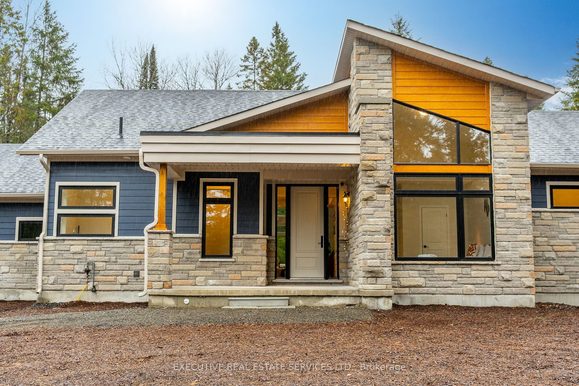 1049 Greensview Drive — photo 1