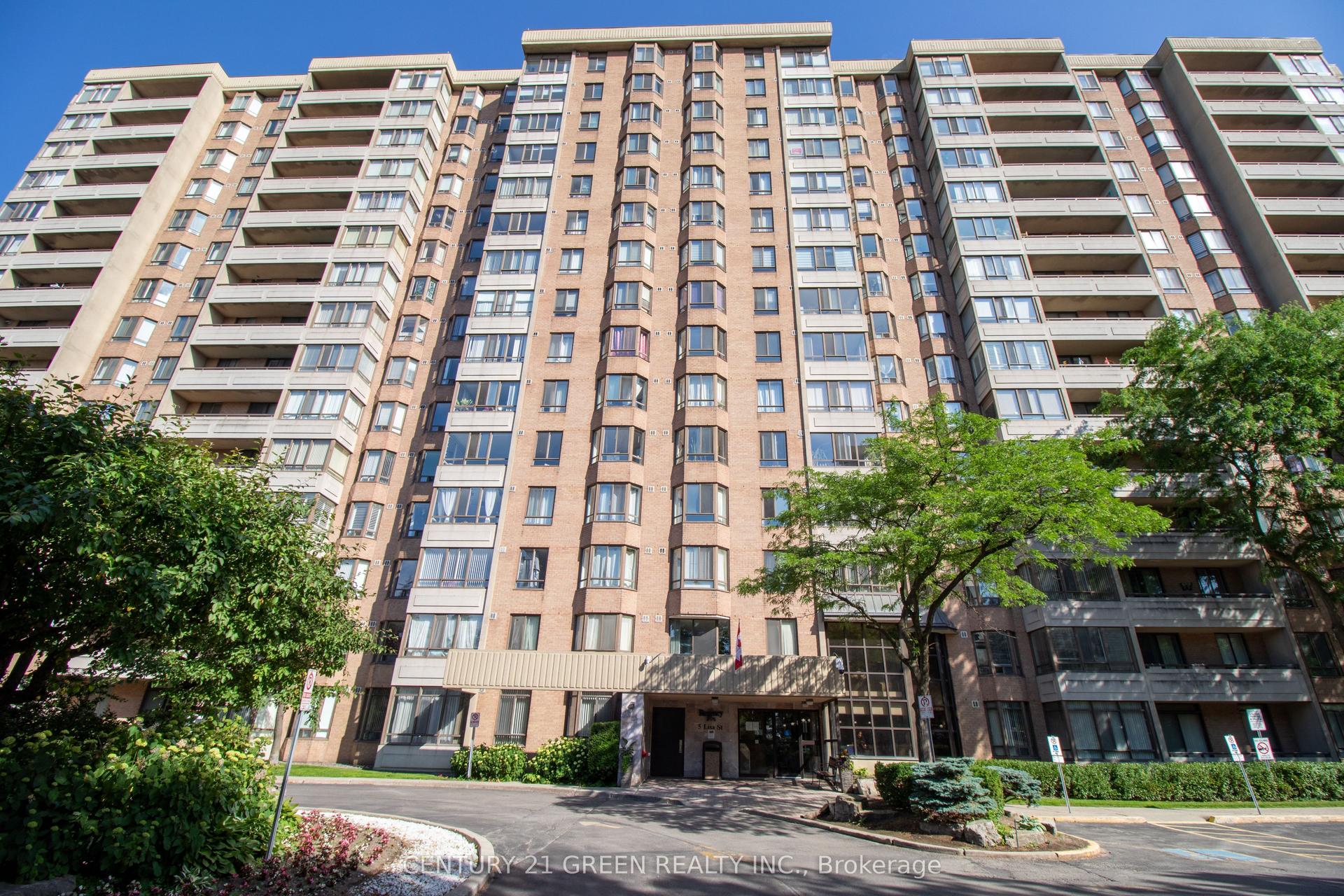 5 Lisa Street 706 #706 — photo 1