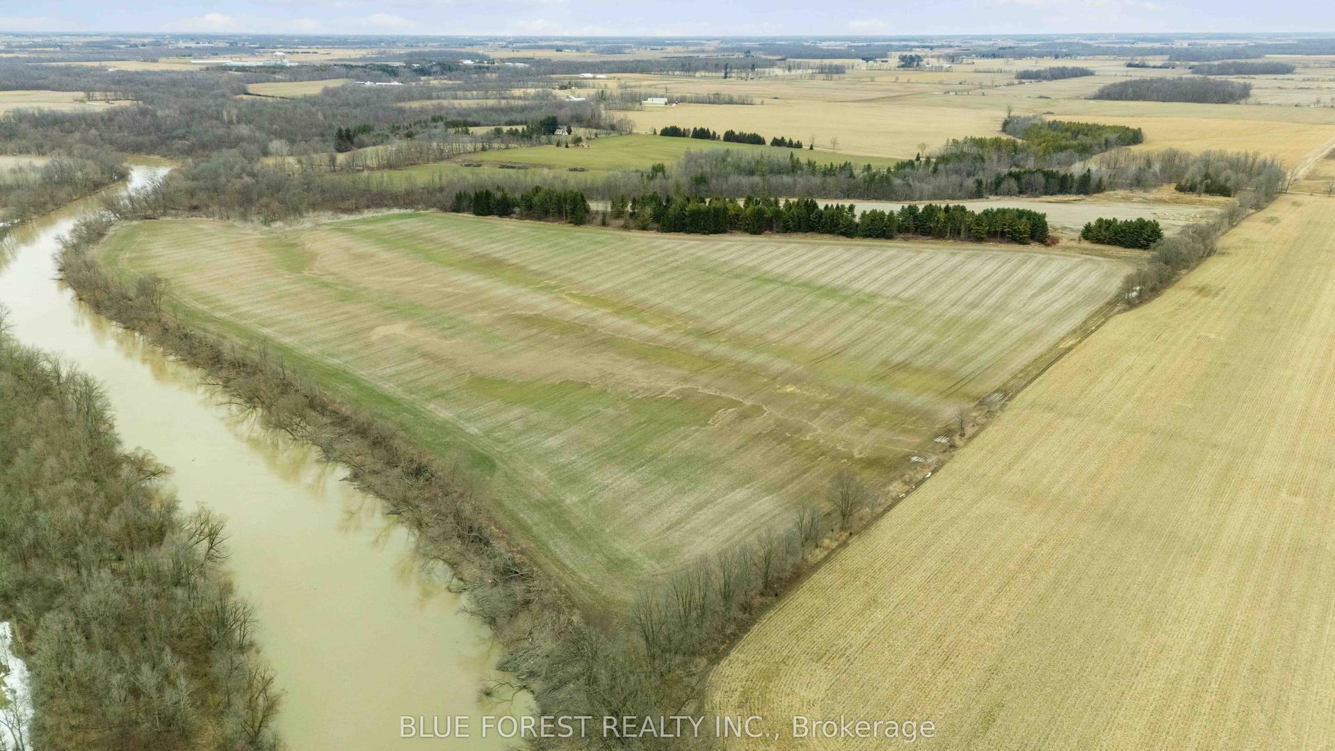 21189 Dundonald Road — photo 1